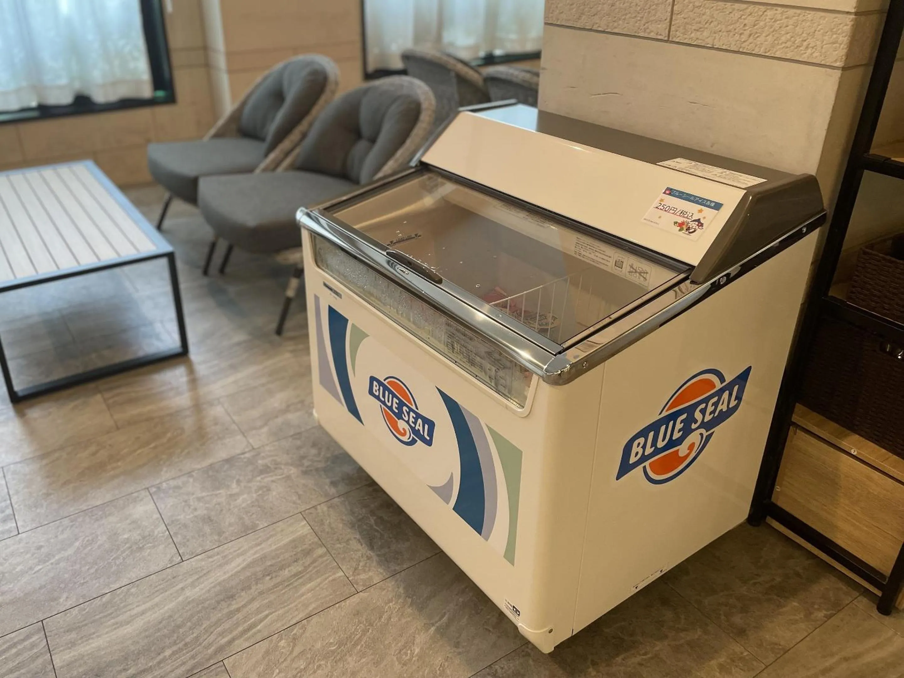 Area and facilities in Route Inn Grantia Naha