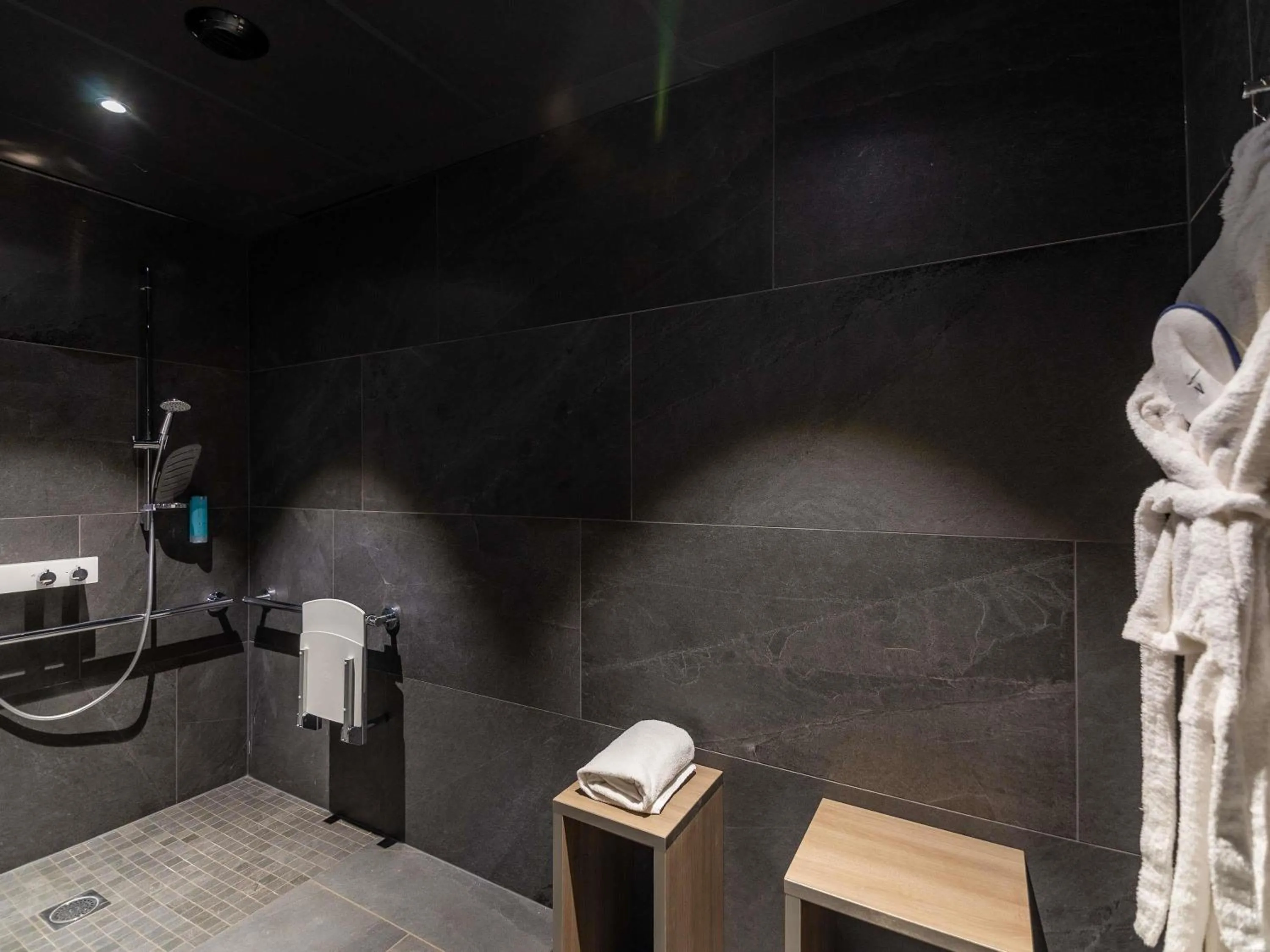 Spa and wellness centre/facilities in Novotel Suites Colmar Centre