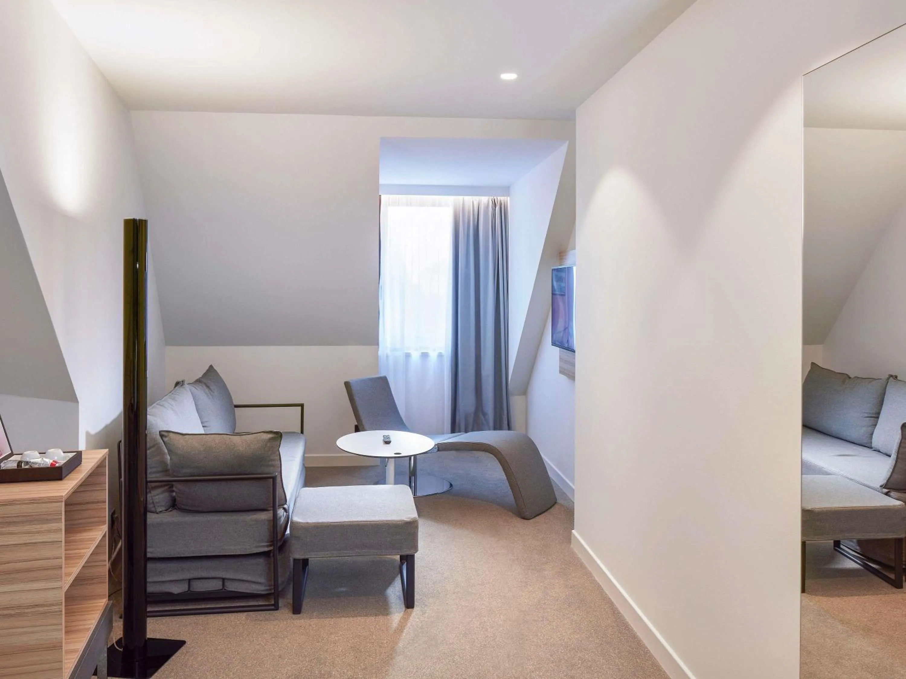 Bedroom, Bed in Novotel Suites Colmar Centre