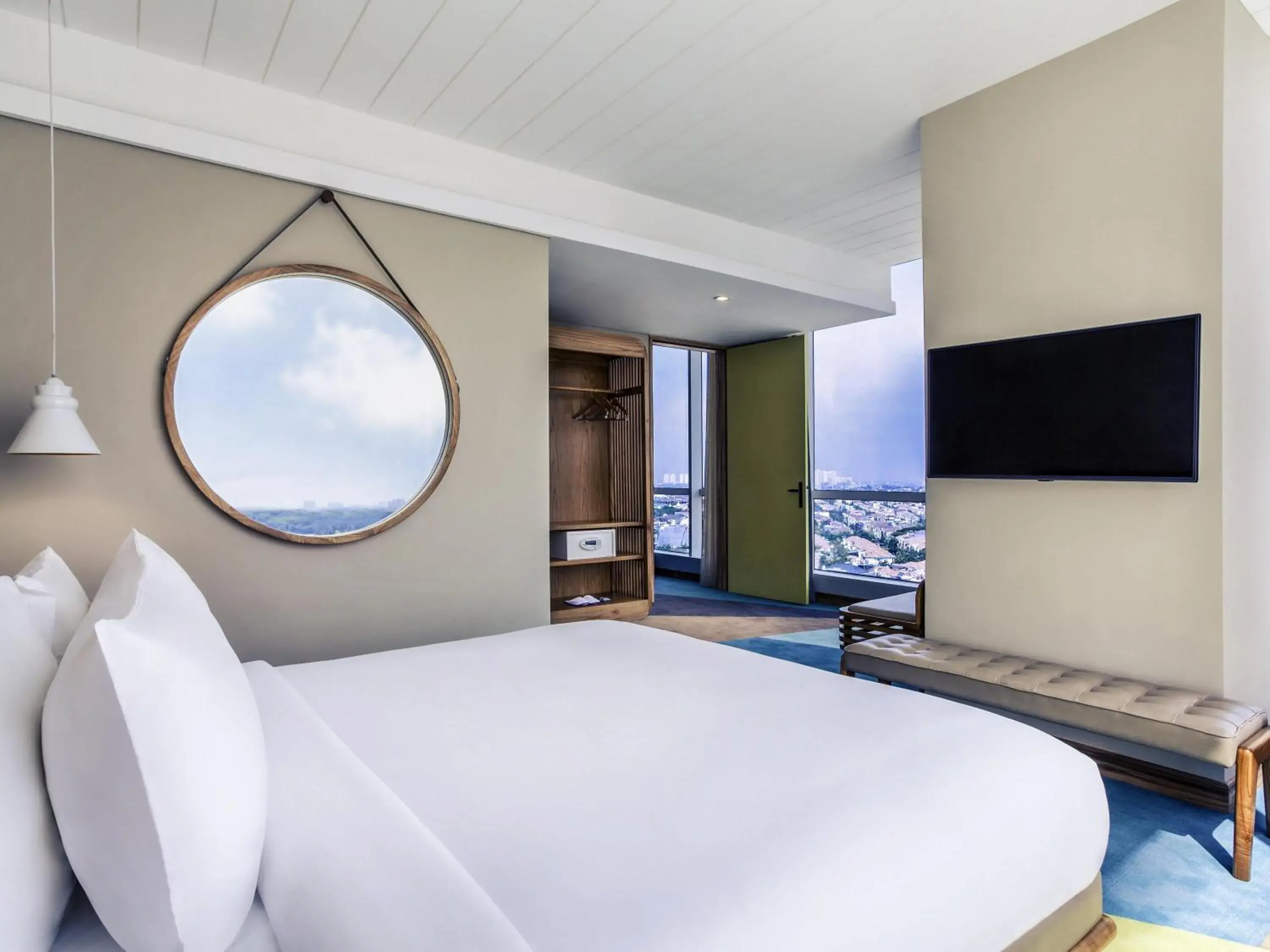 King Suite - single occupancy in Mercure Jakarta Pantai Indah Kapuk King Suite - single occupancy in Mercure Jakarta Pantai Indah Kapuk