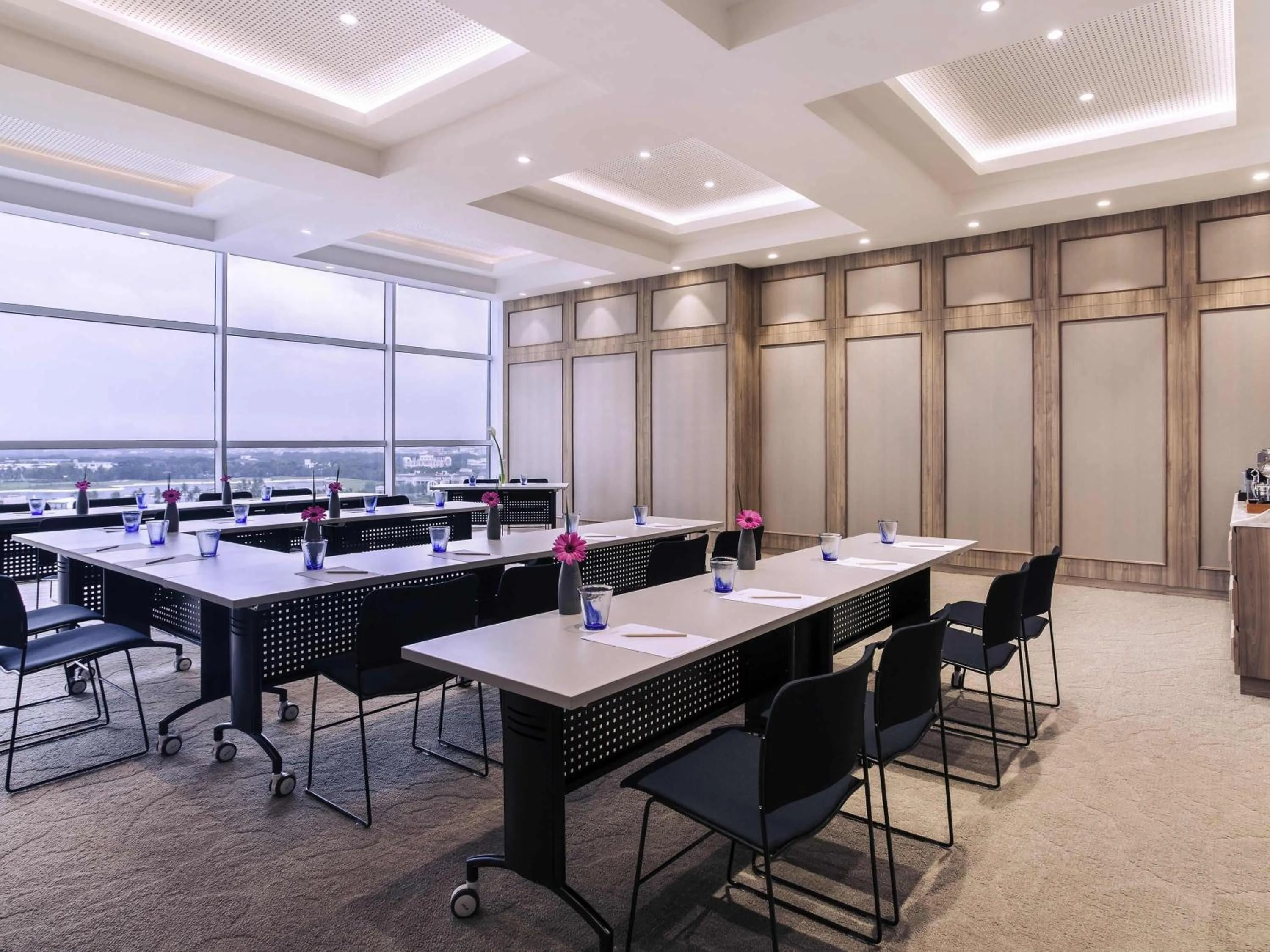 Meeting/conference room in Mercure Jakarta Pantai Indah Kapuk