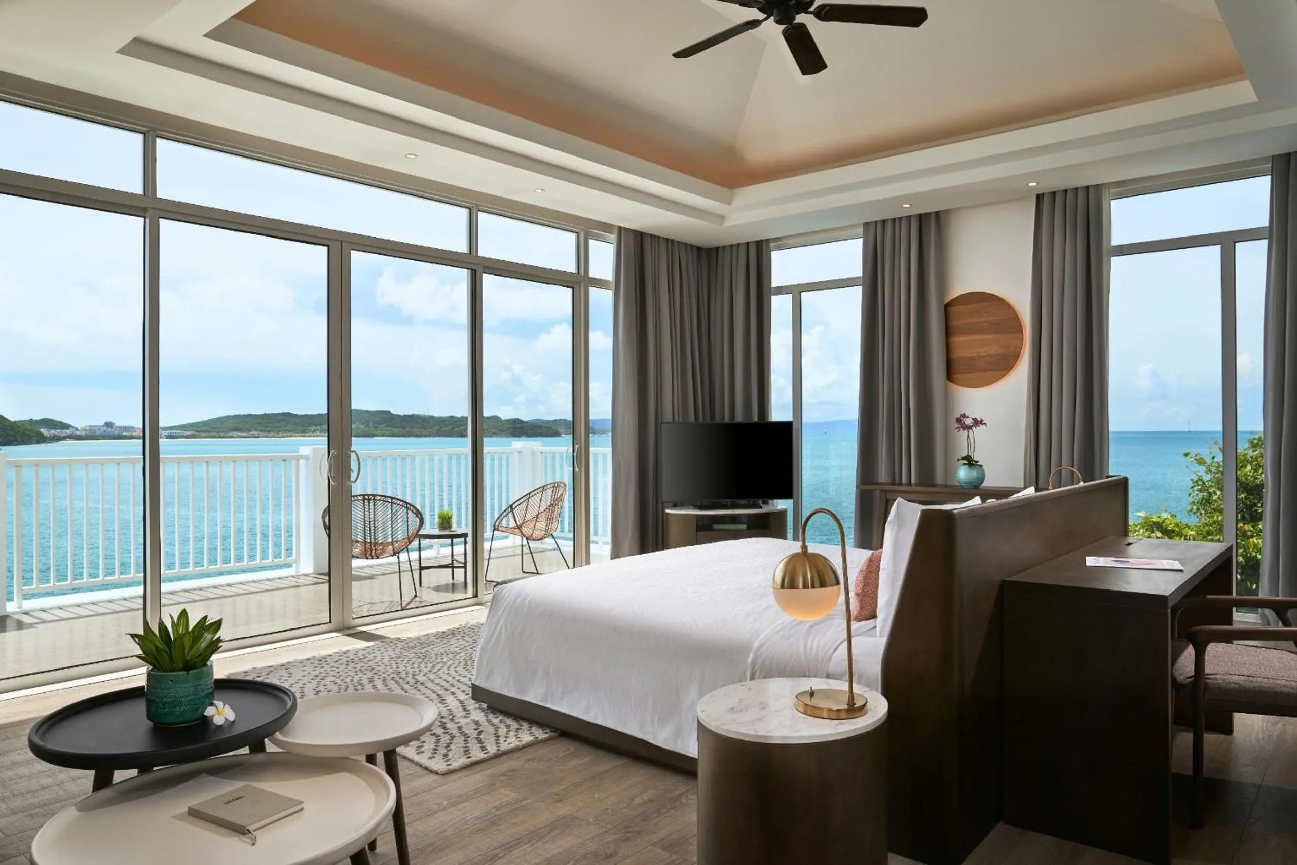 Bed in Premier Village Phu Quoc Resort Managed by Accor