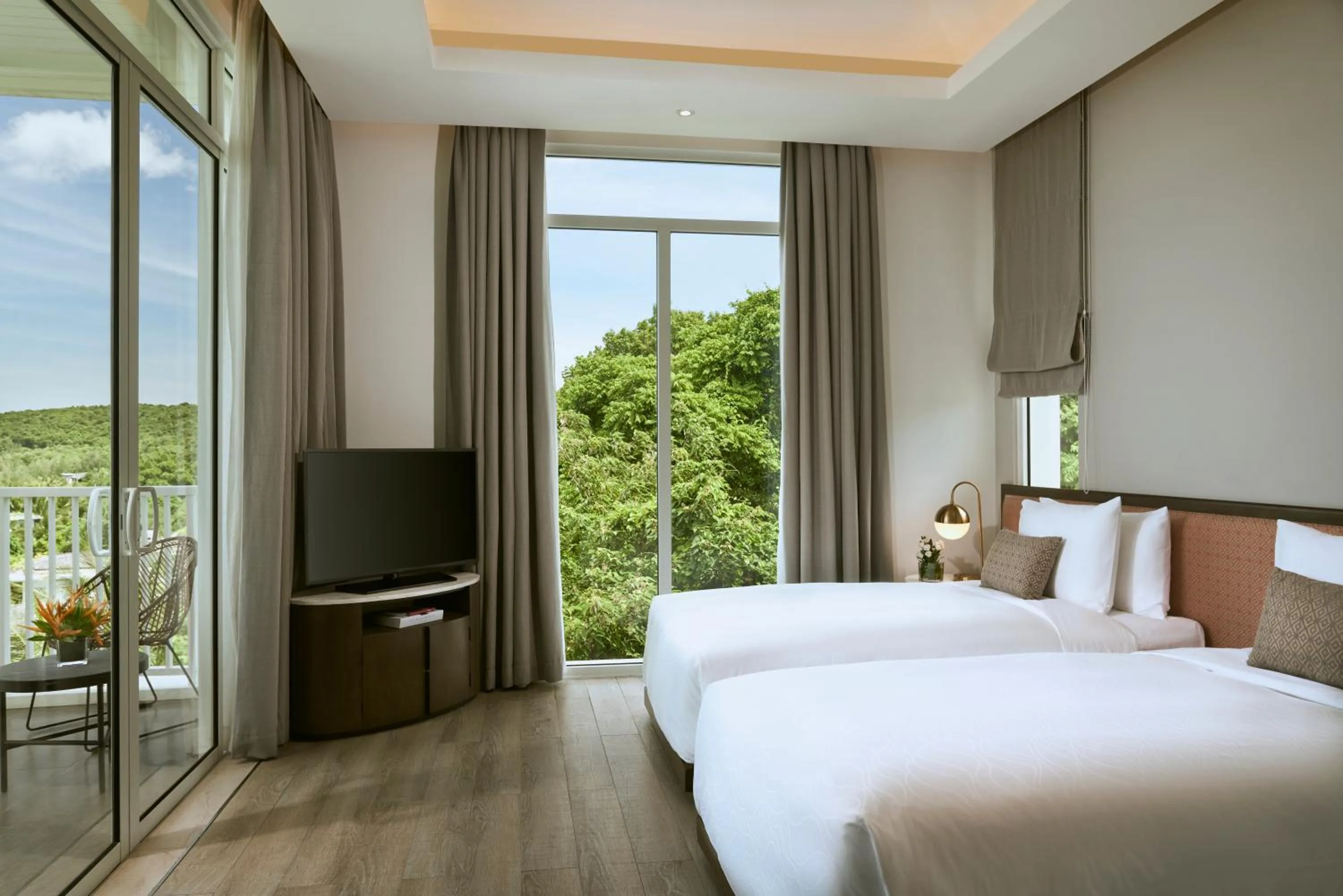 Bed in Premier Village Phu Quoc Resort Managed by Accor