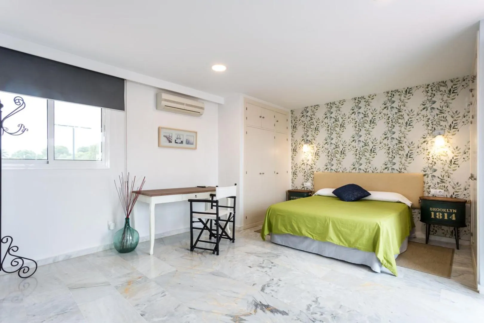 Photo of the whole room, Bed in Hotel Nómadas