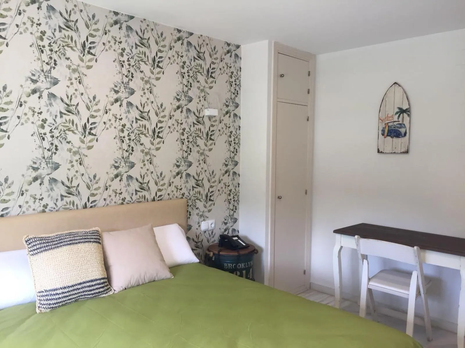 Photo of the whole room, Bed in Hotel Nómadas