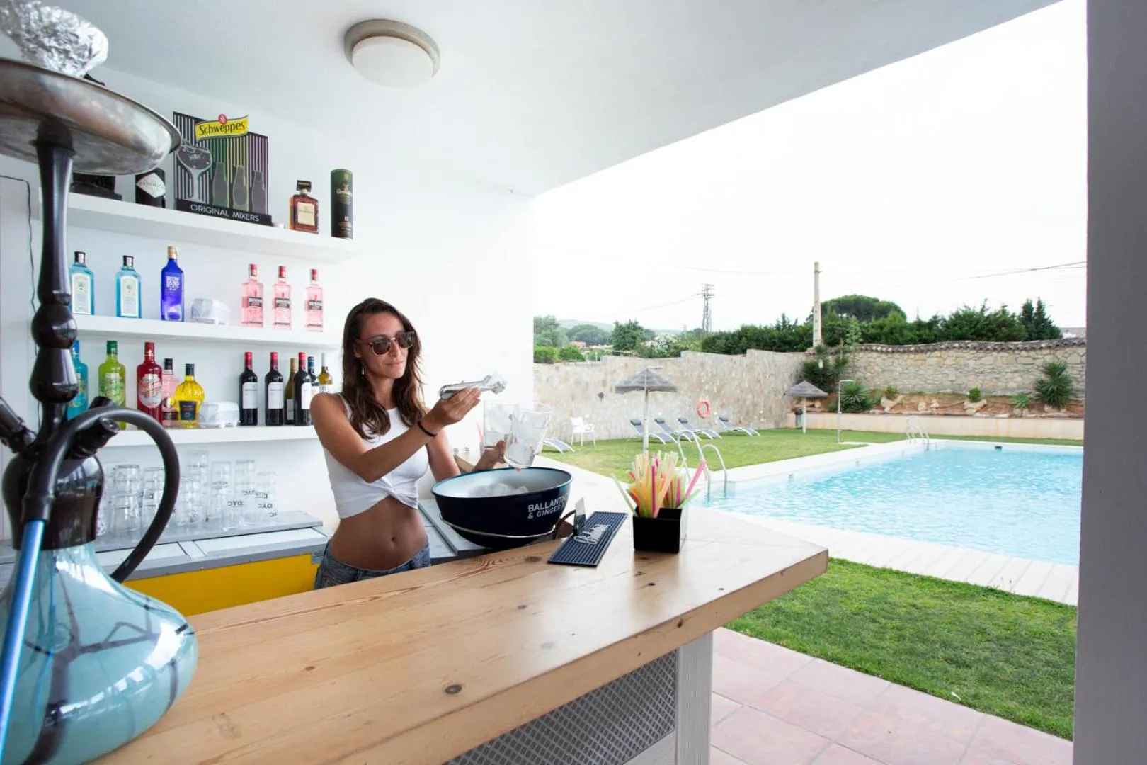 People in Hotel Nómadas