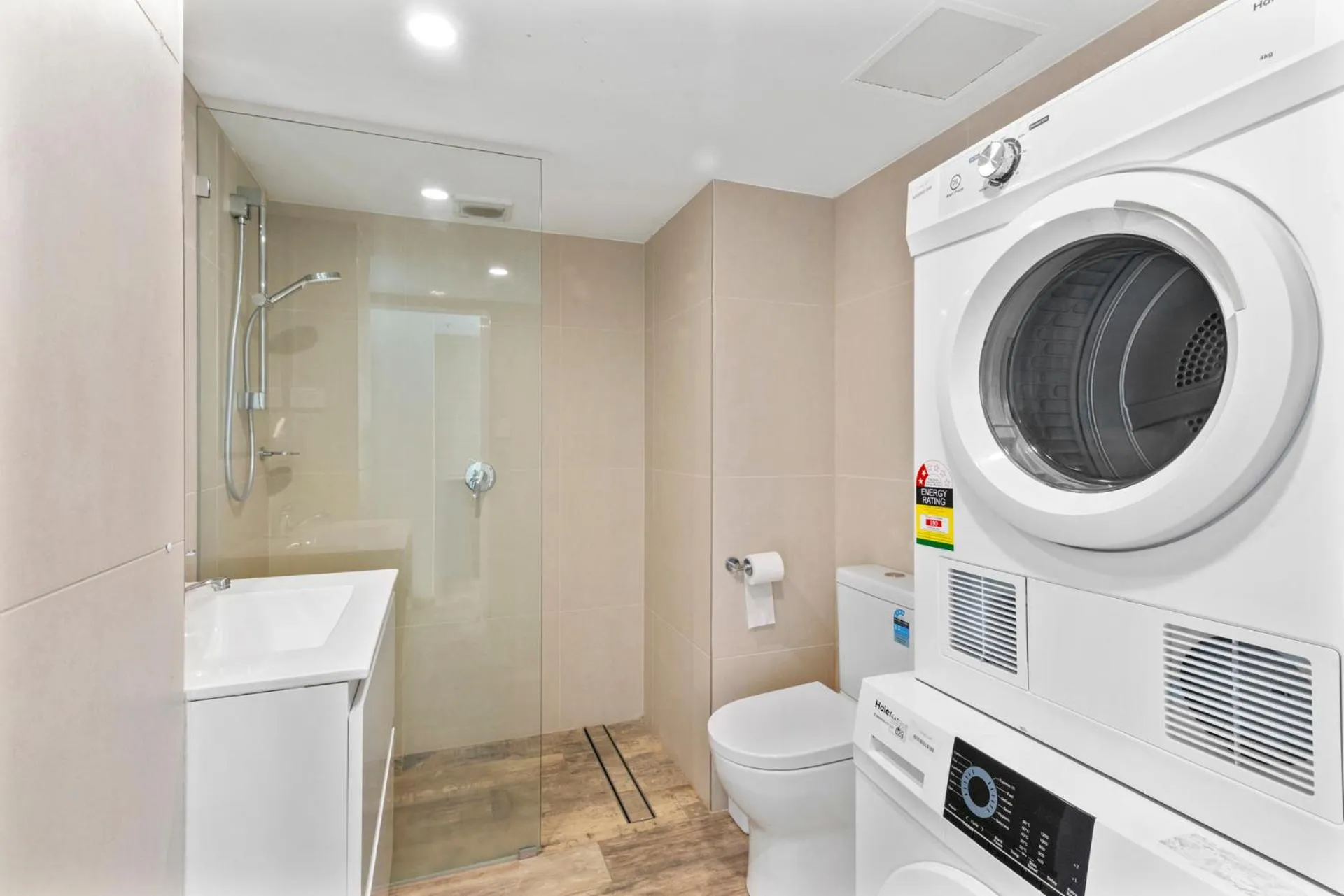 Bathroom in Beachcomber Resort - Official