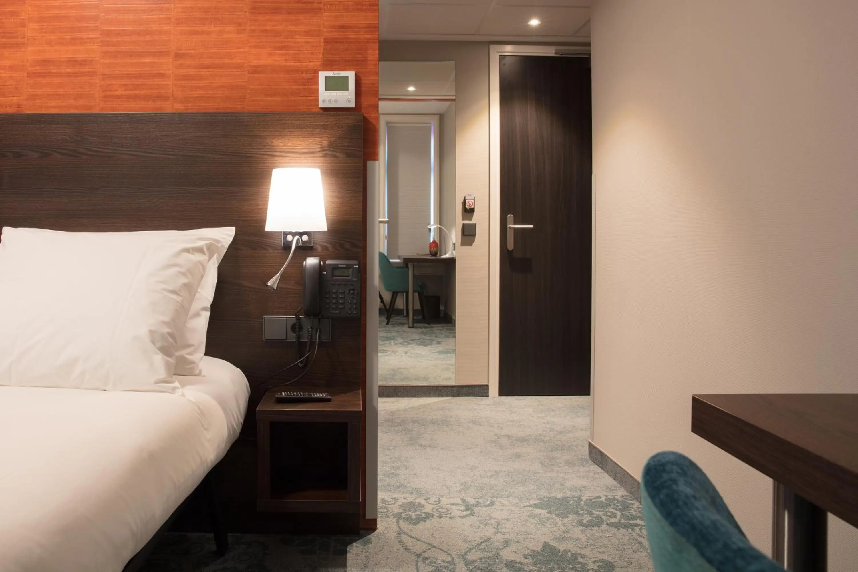 Seating area, Bed in Hotel de Koppelpaarden