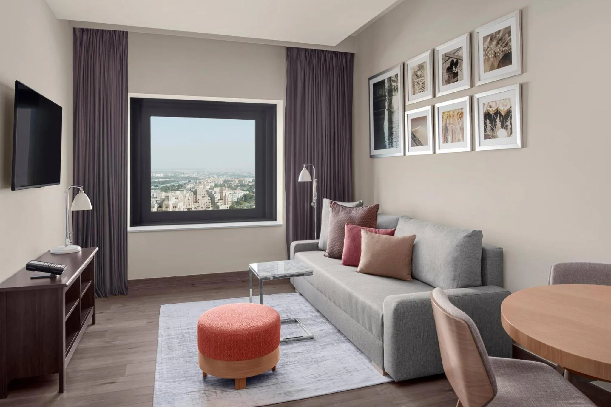 Photo of the whole room in Holiday Inn & Suites - Dubai Festival City by IHG