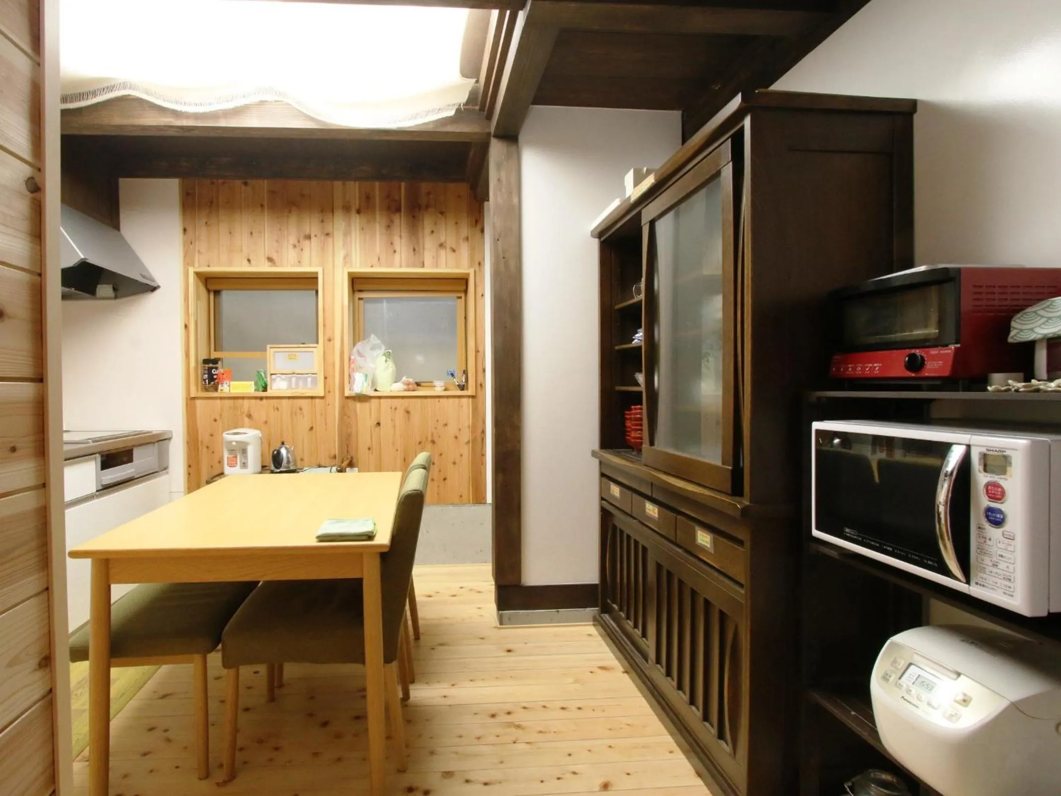 Communal kitchen in Iwamura Guest House Yanagiya