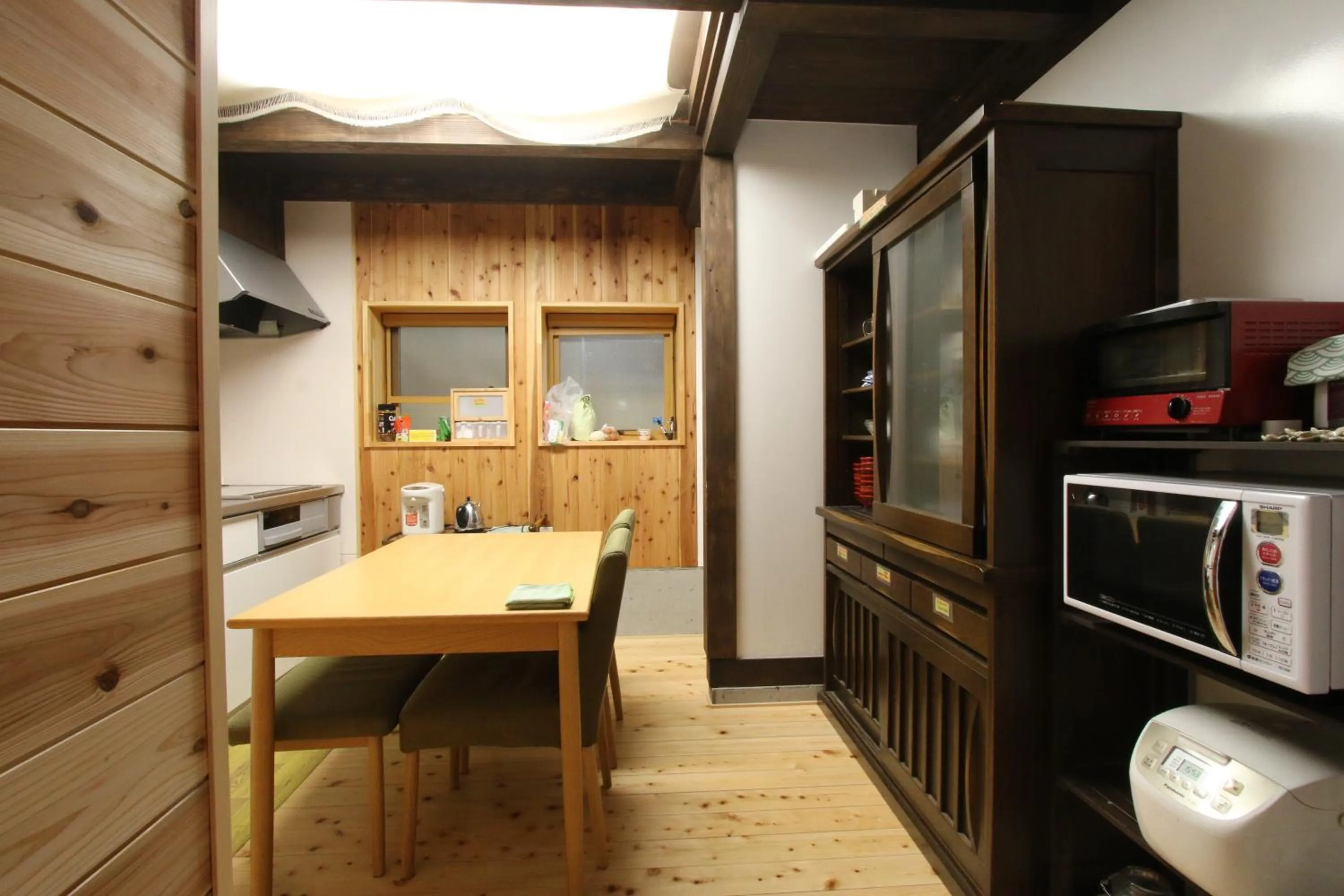 Communal kitchen in Iwamura Guest House Yanagiya