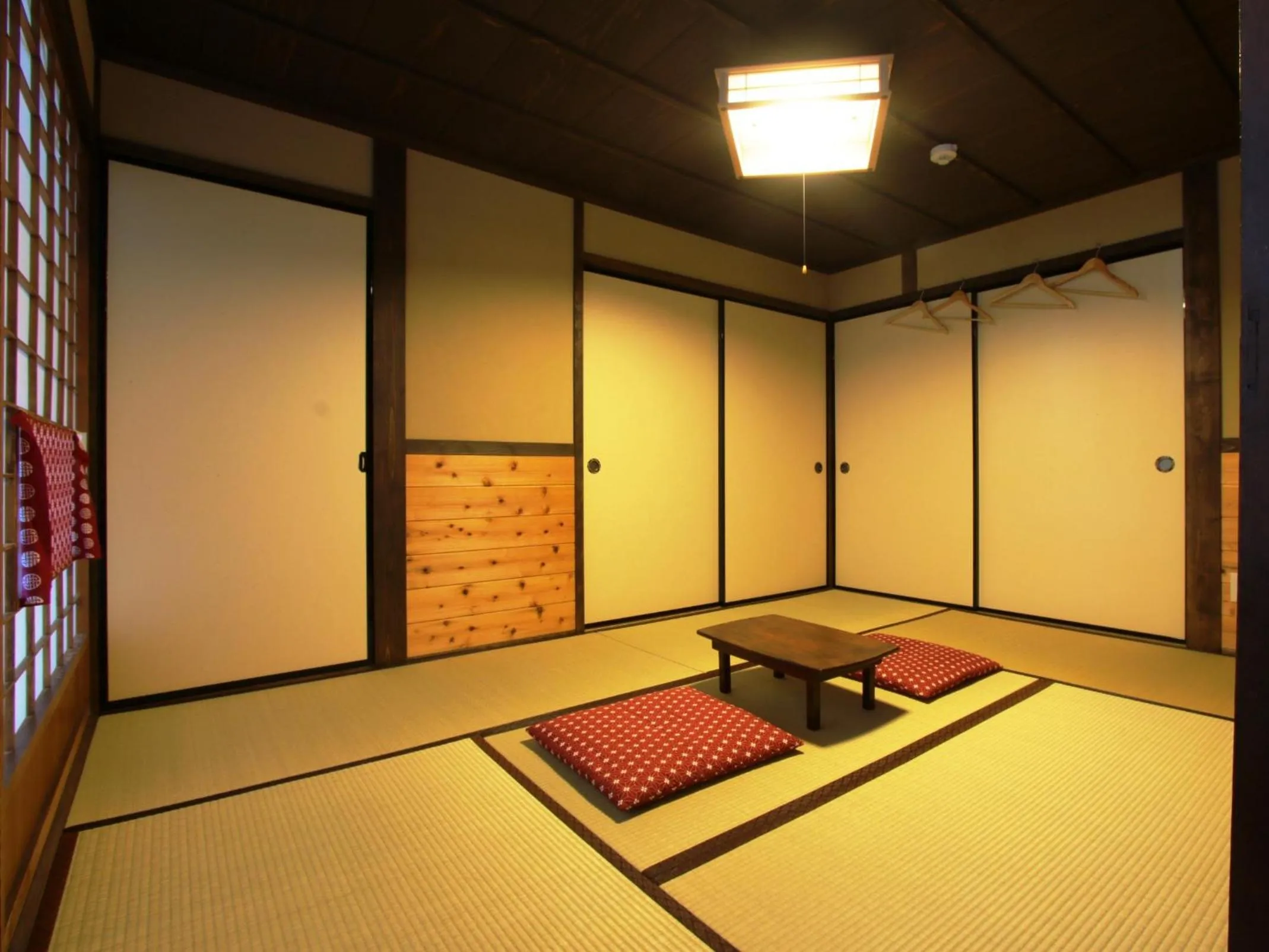 Photo of the whole room in Iwamura Guest House Yanagiya