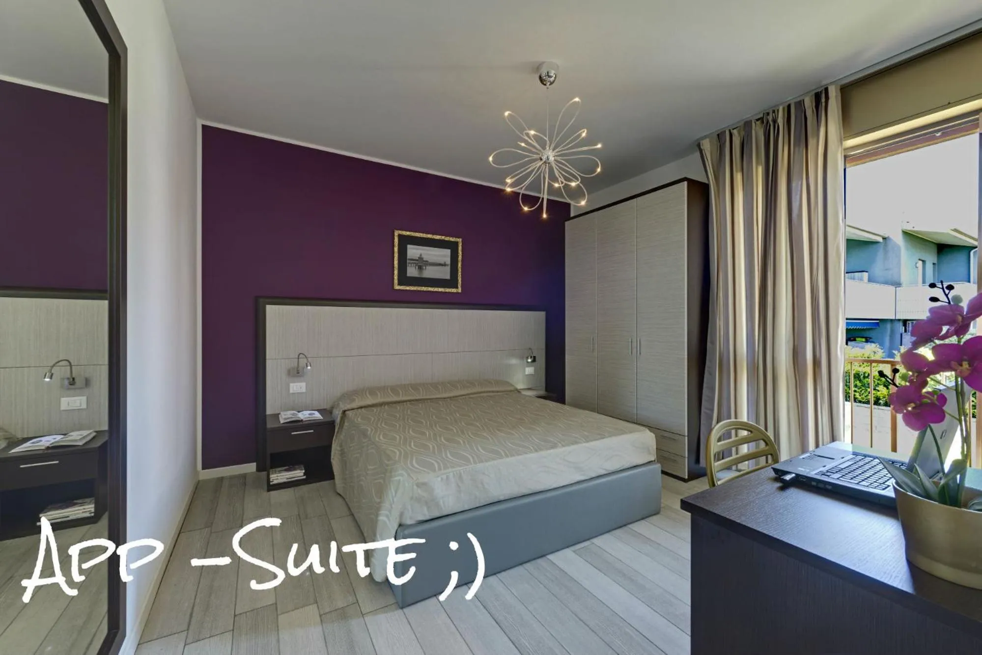 Bedroom, Bed in Hotel Alex