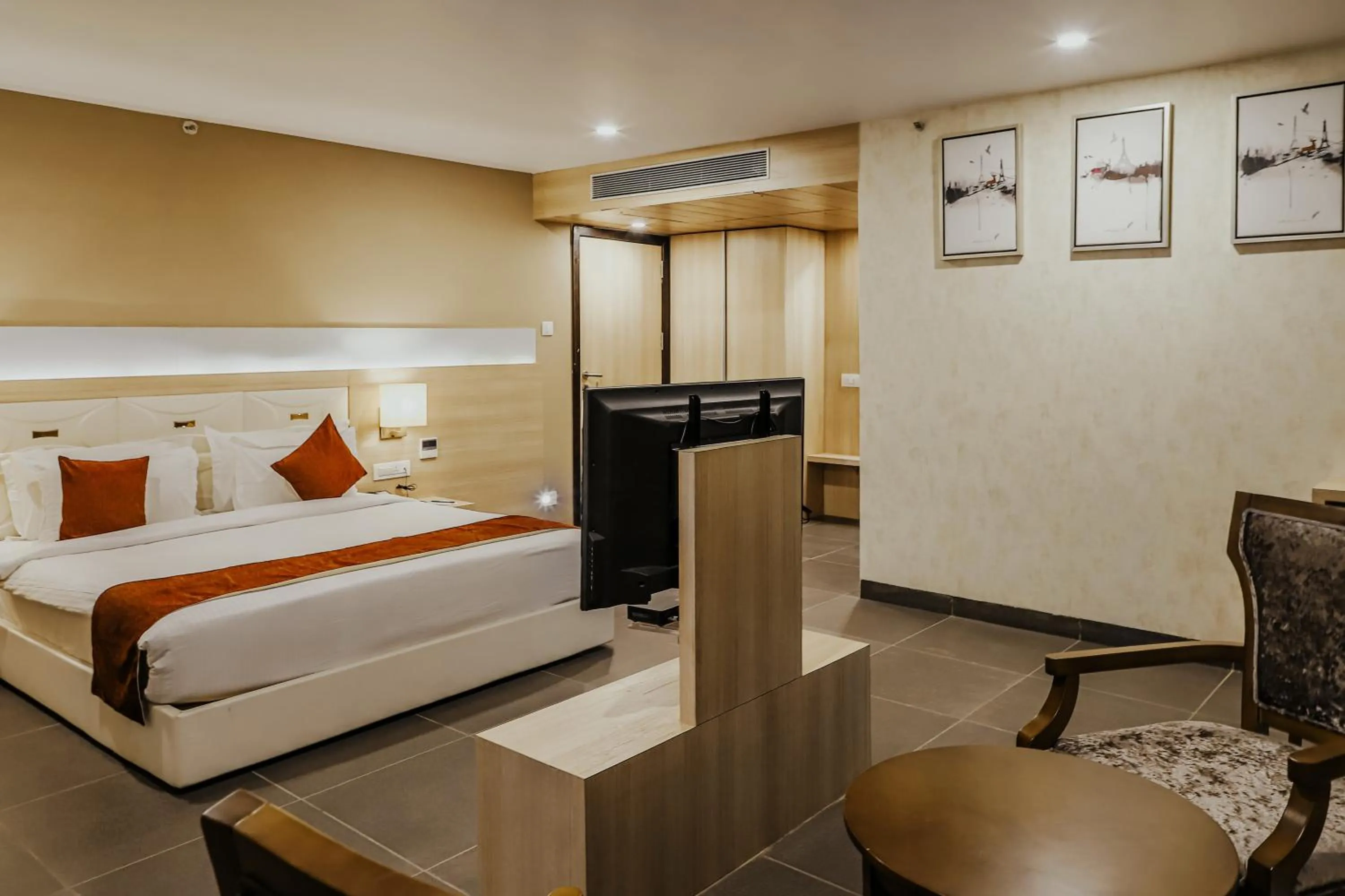 Bed in Regenta Central Somnath, Bhalpara