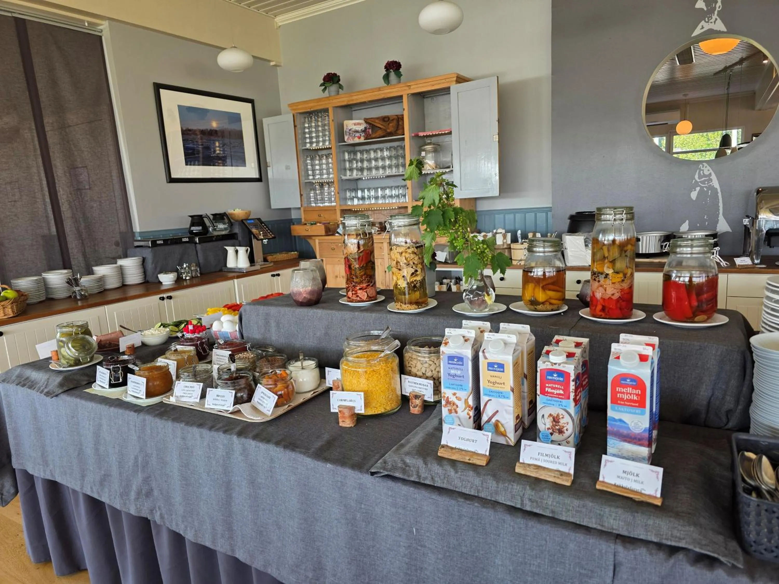 Food and drinks in Kukkolaforsen Turist & Konferens