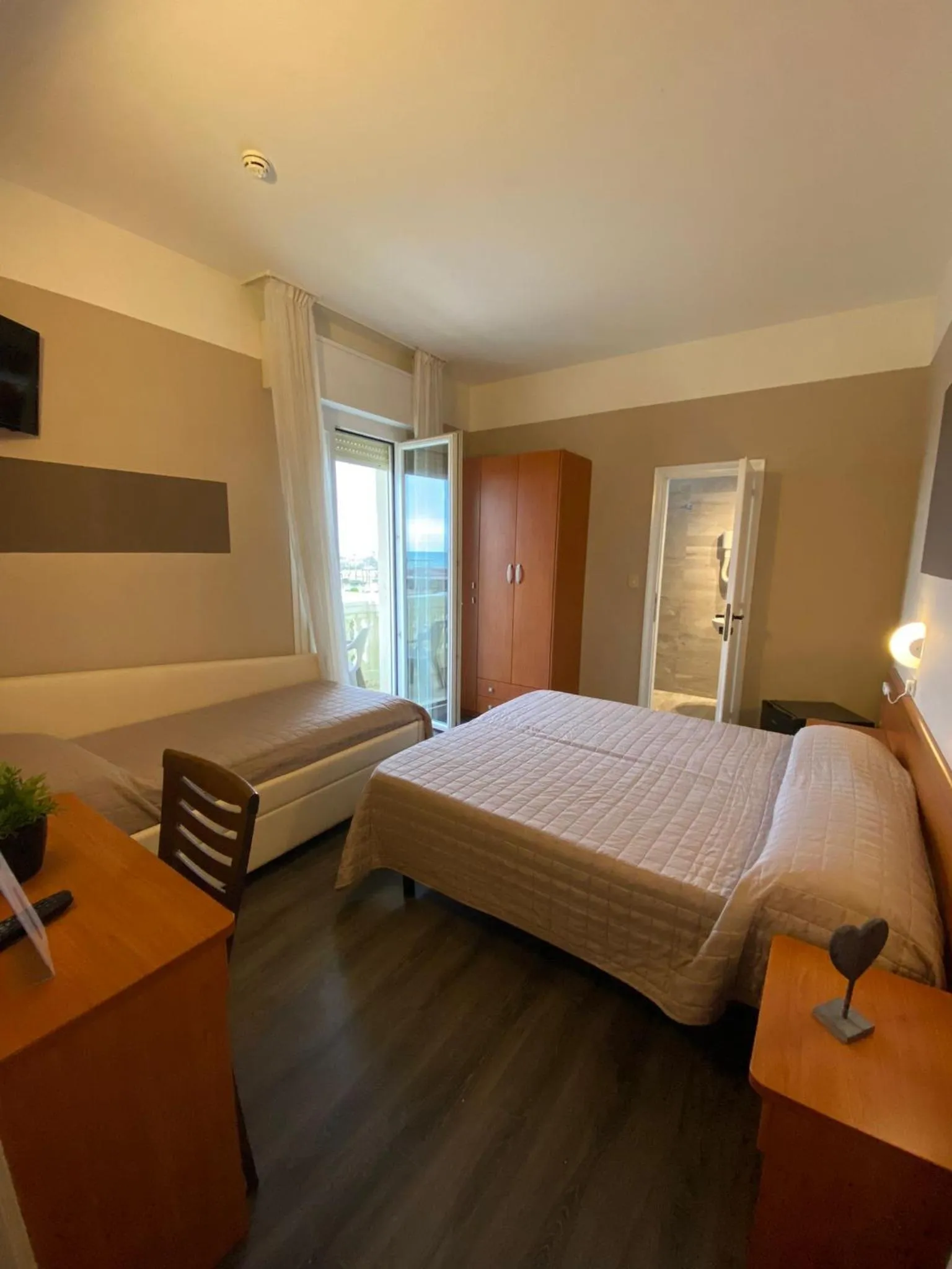 Bed in Hotel Nuovo Belvedere