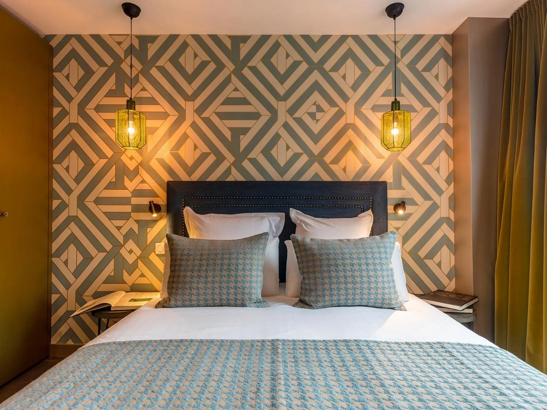 Bedroom, Bed in BE YOU LUXURY APART'HÔTEL Paris