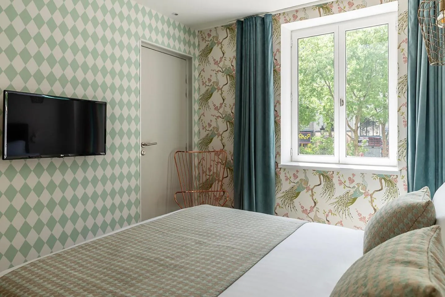 Bedroom, Bed in BE YOU LUXURY APART'HÔTEL Paris