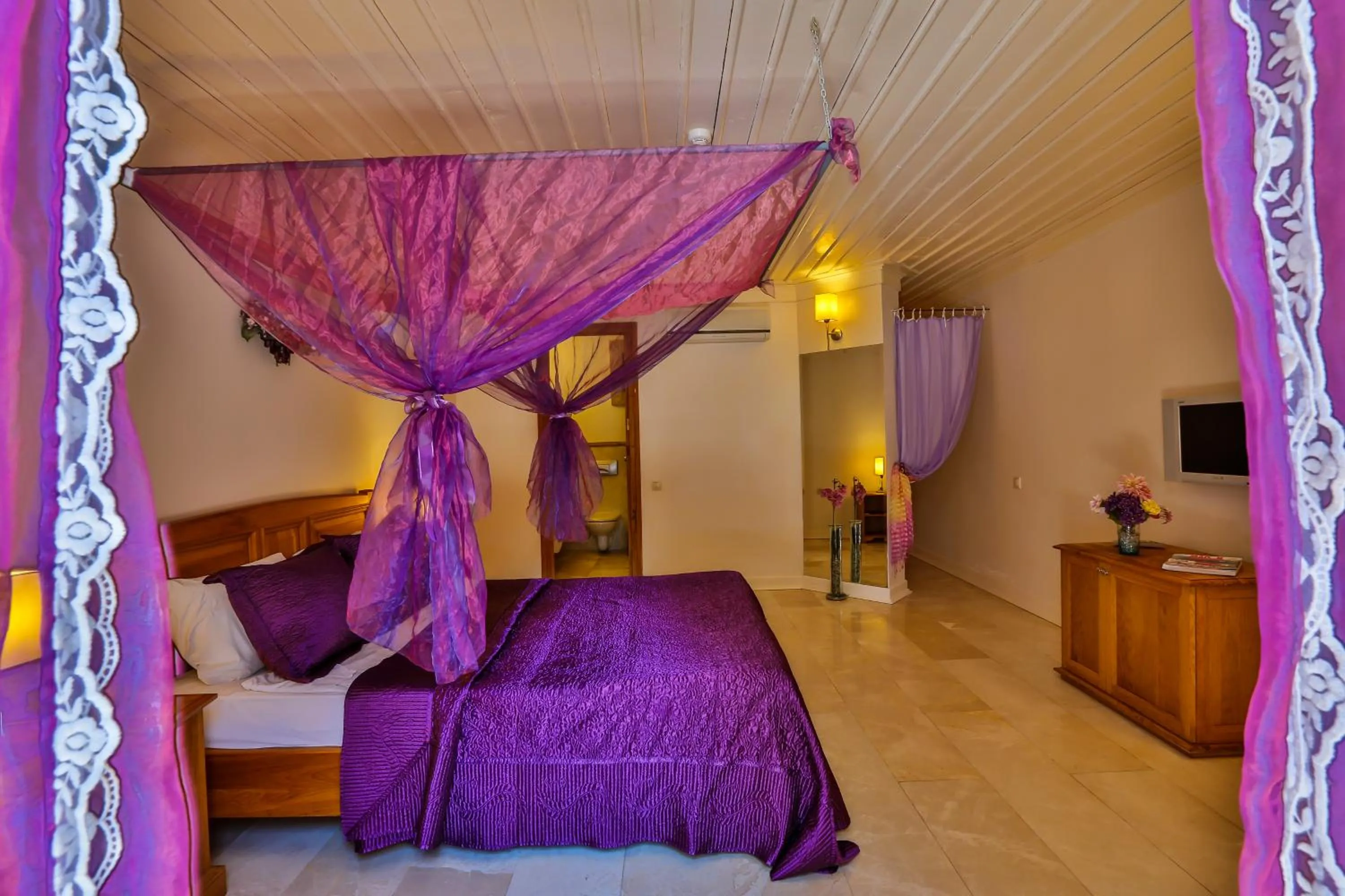 Bed in Oyster Residences - Adult Only