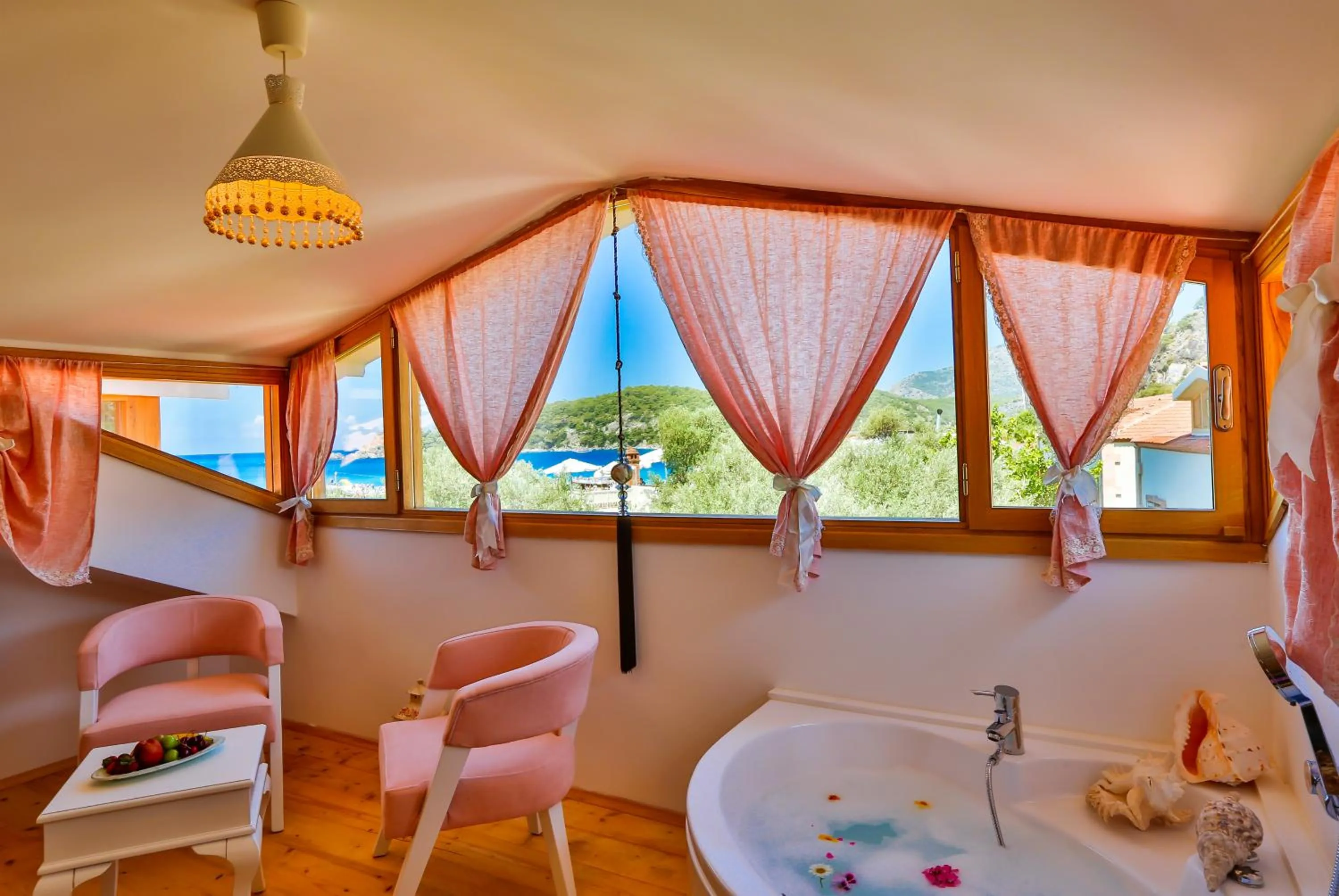 Bed in Oyster Residences - Adult Only