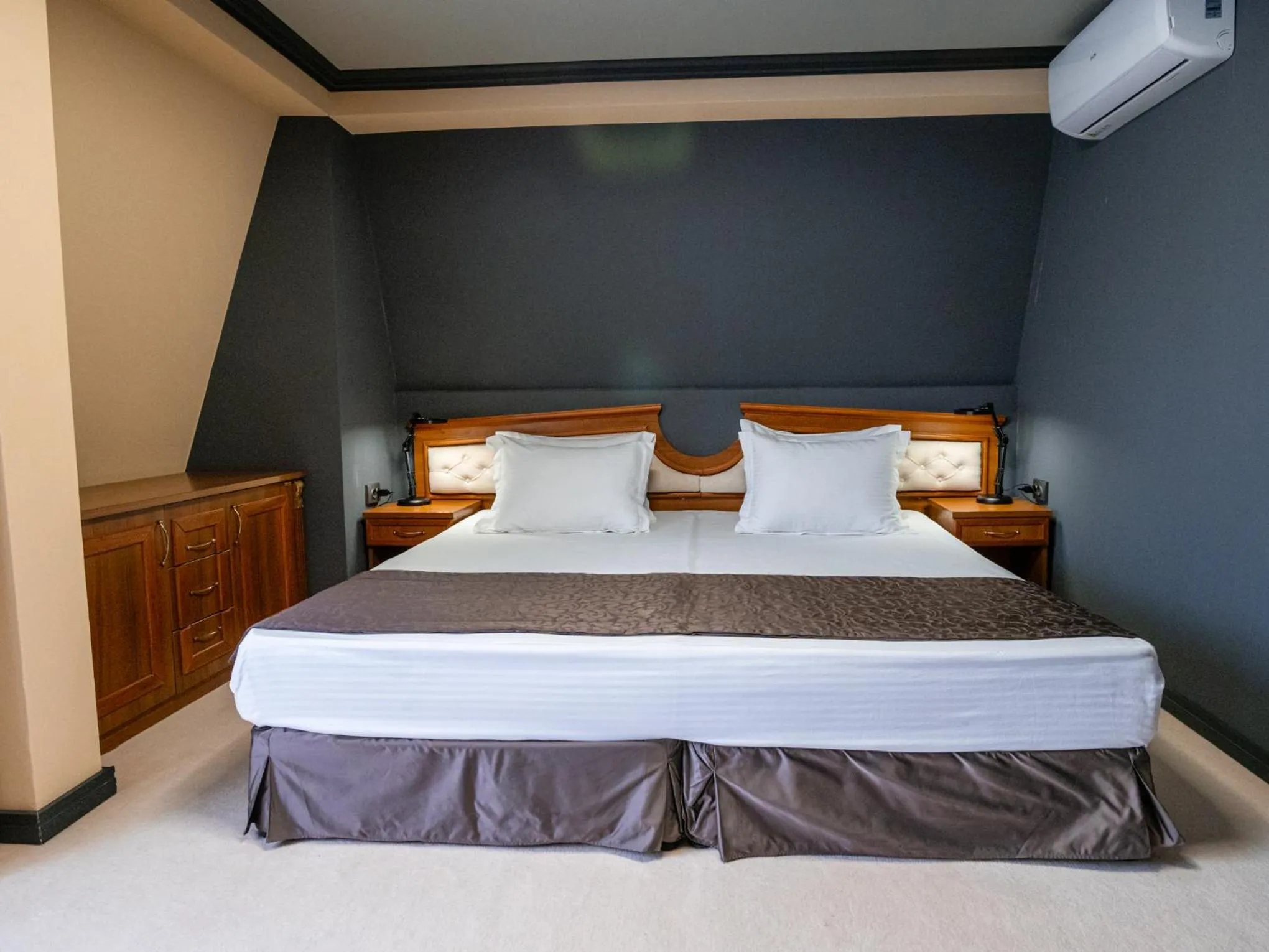 Bed in SPA Hotel Olymp