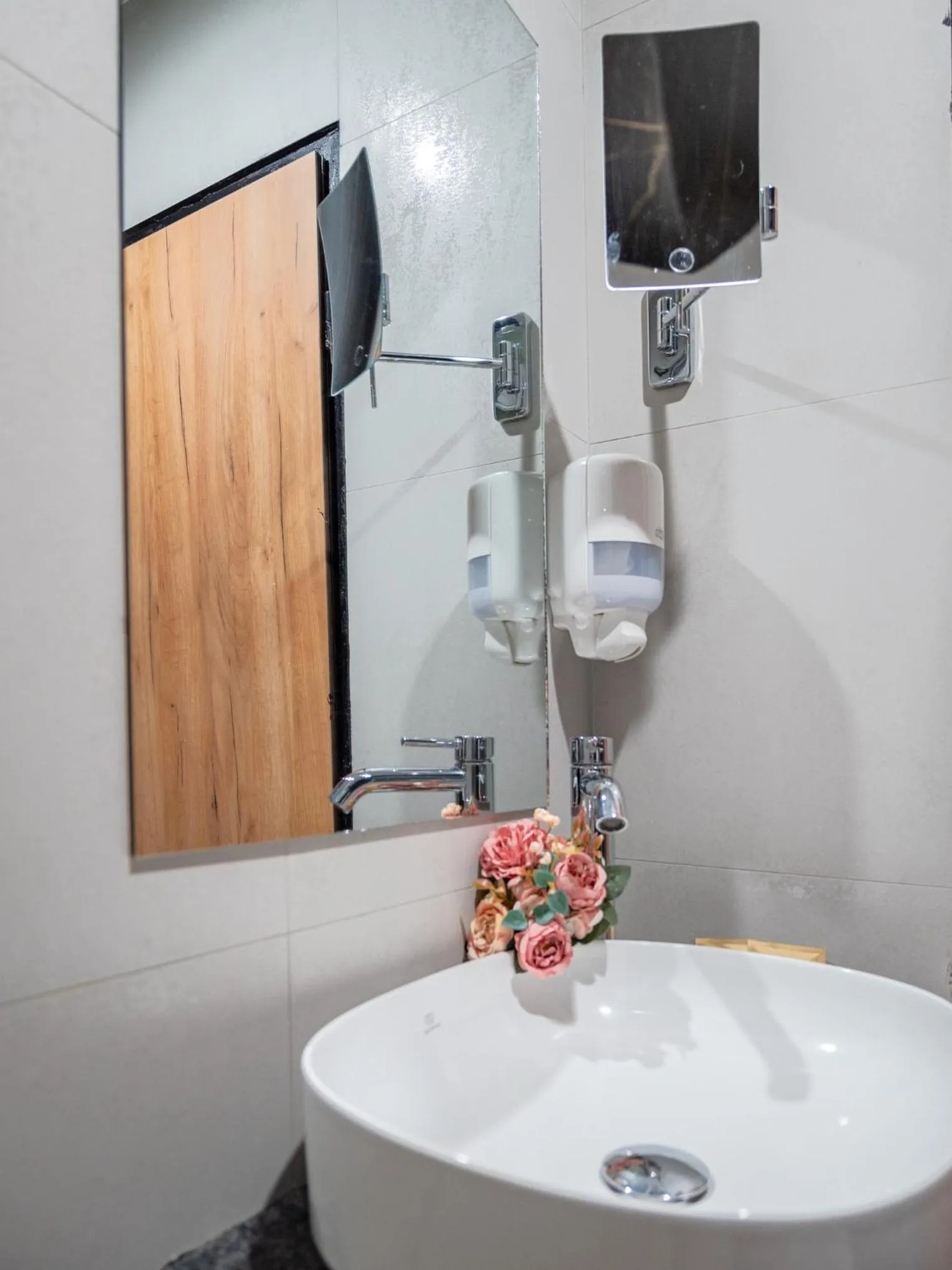 Shower in SPA Hotel Olymp