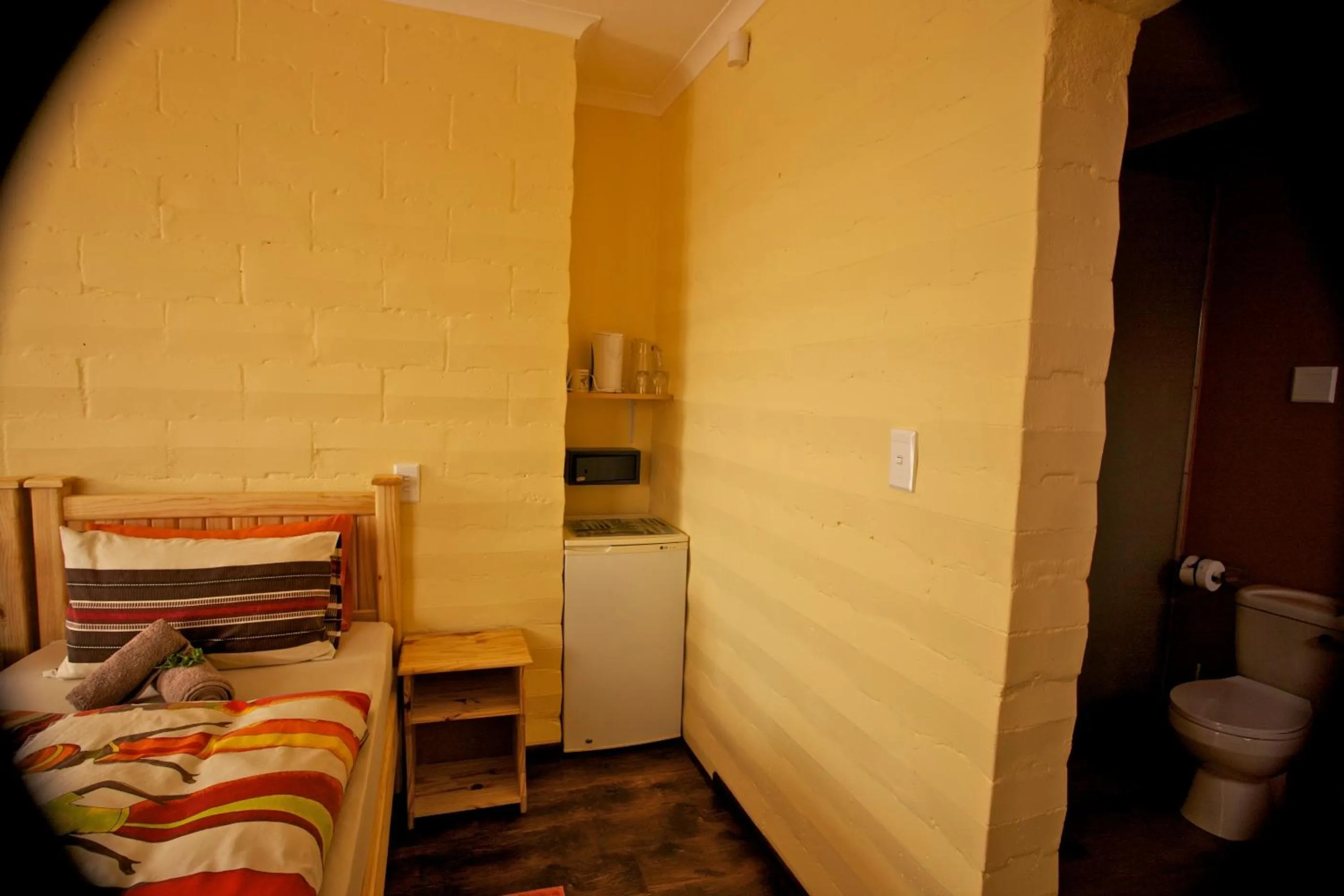 Bed in Sandcastle Apartments