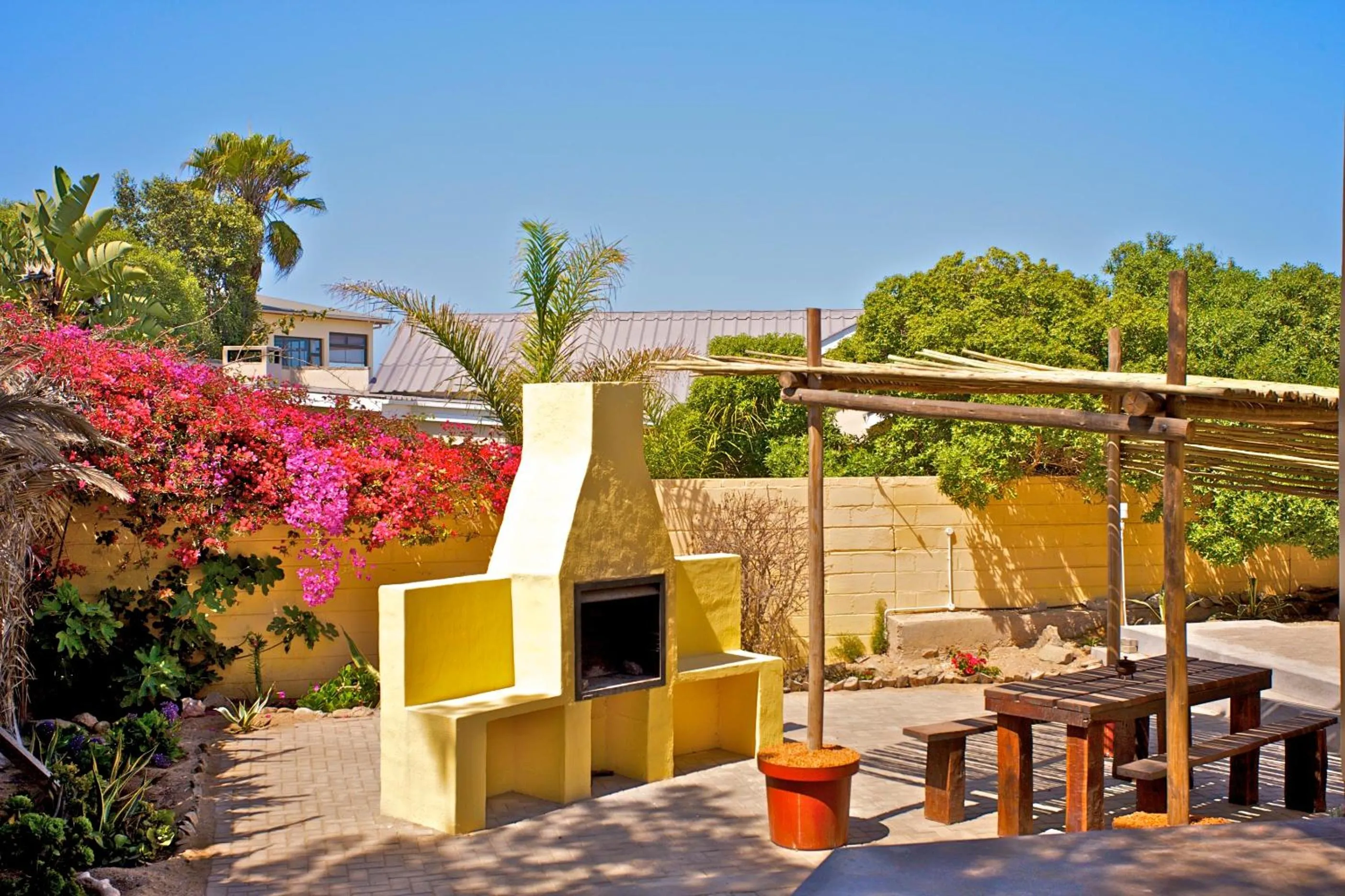 Balcony/Terrace in Sandcastle Apartments