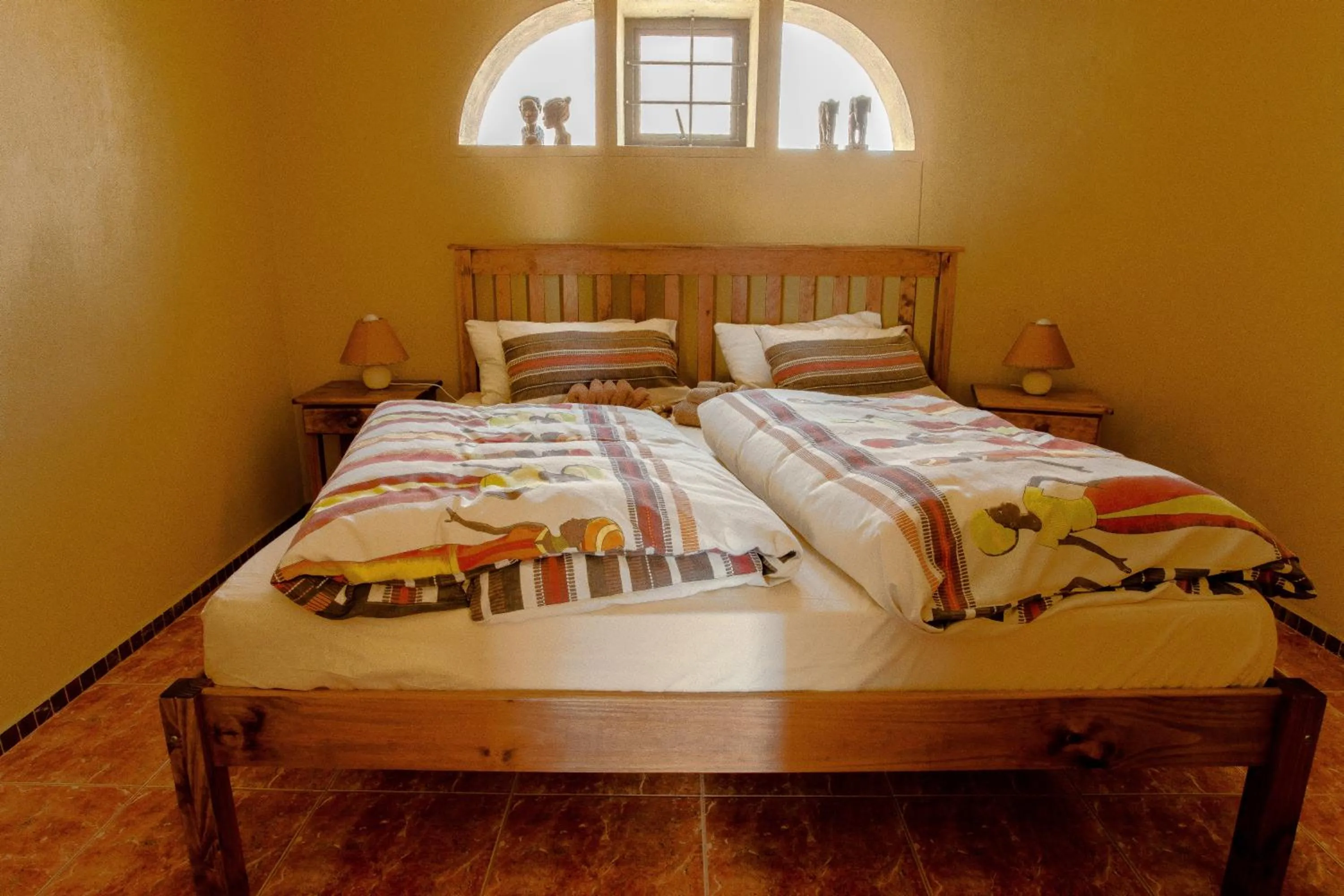 Bedroom, Bed in Sandcastle Apartments