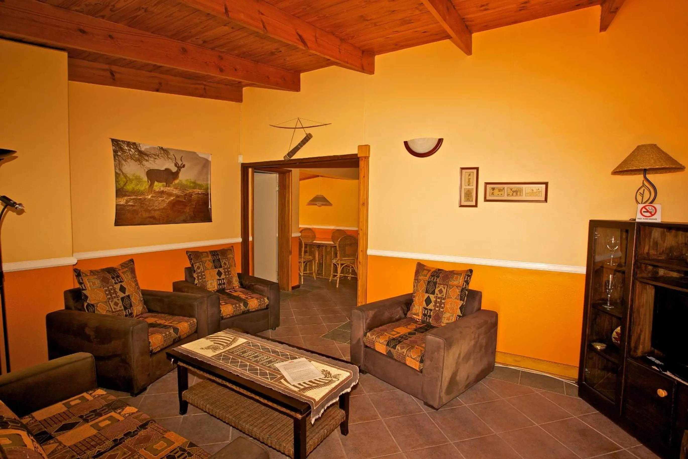 Living room in Sandcastle Apartments