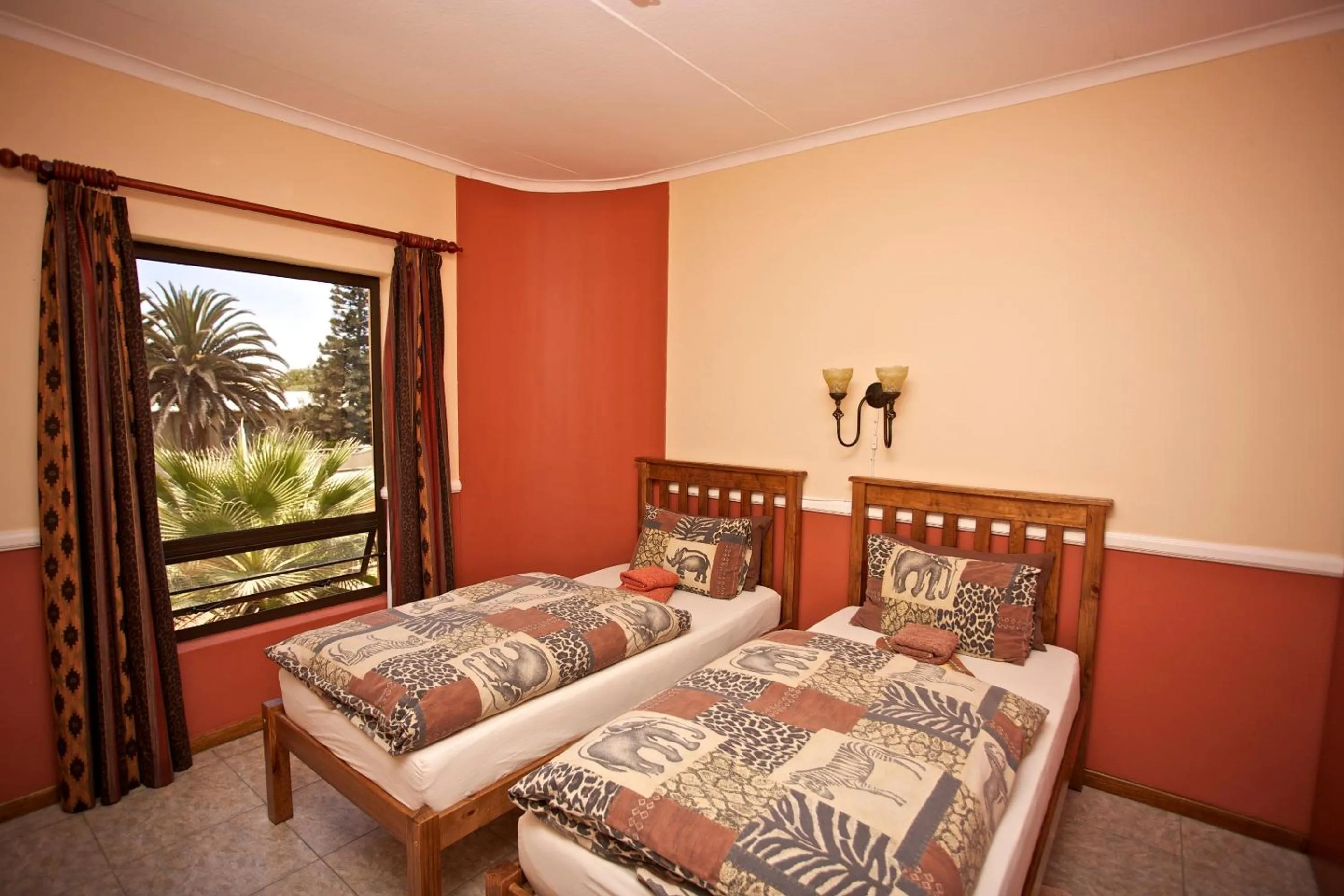 Bed in Sandcastle Apartments