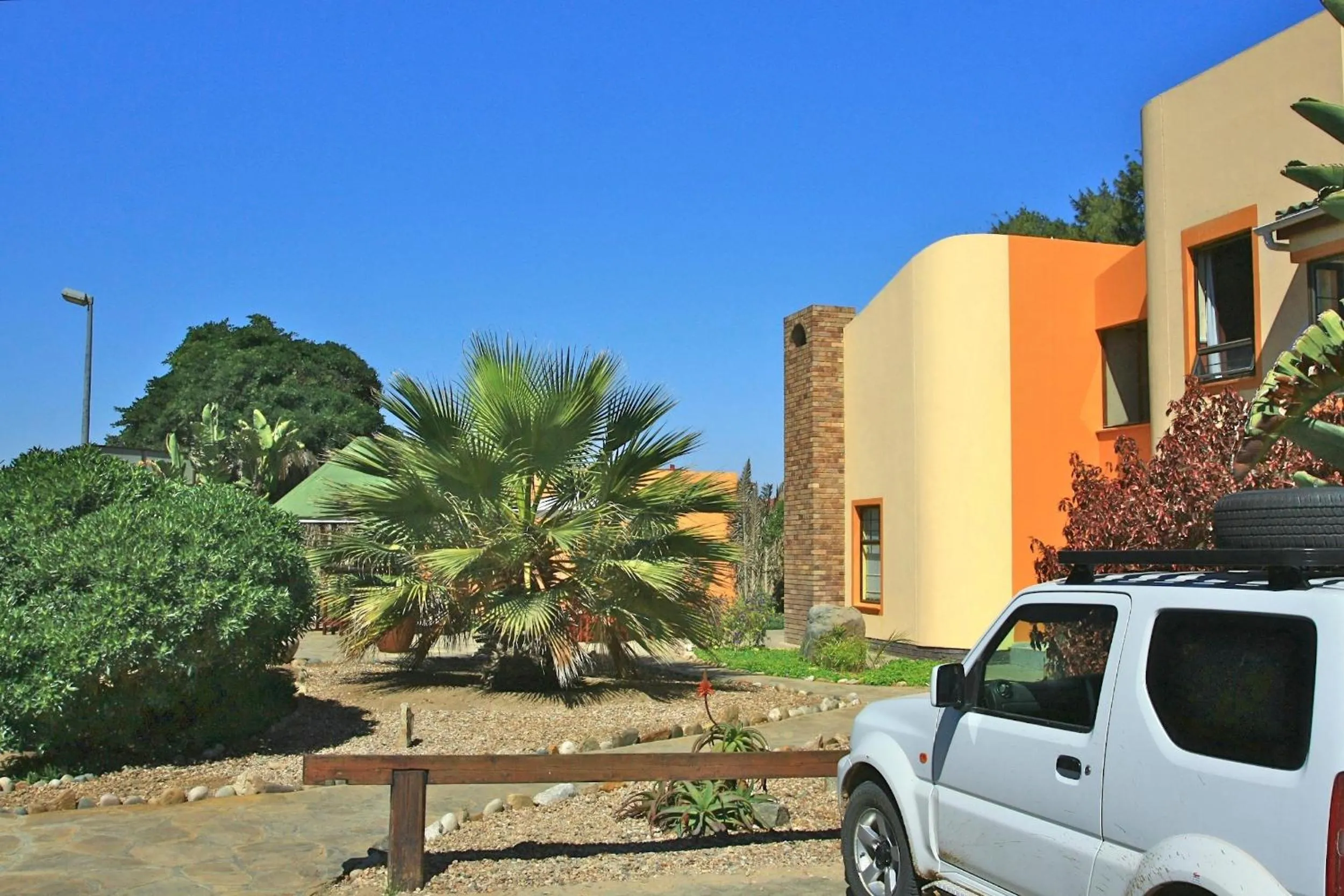 Garden in Sandcastle Apartments