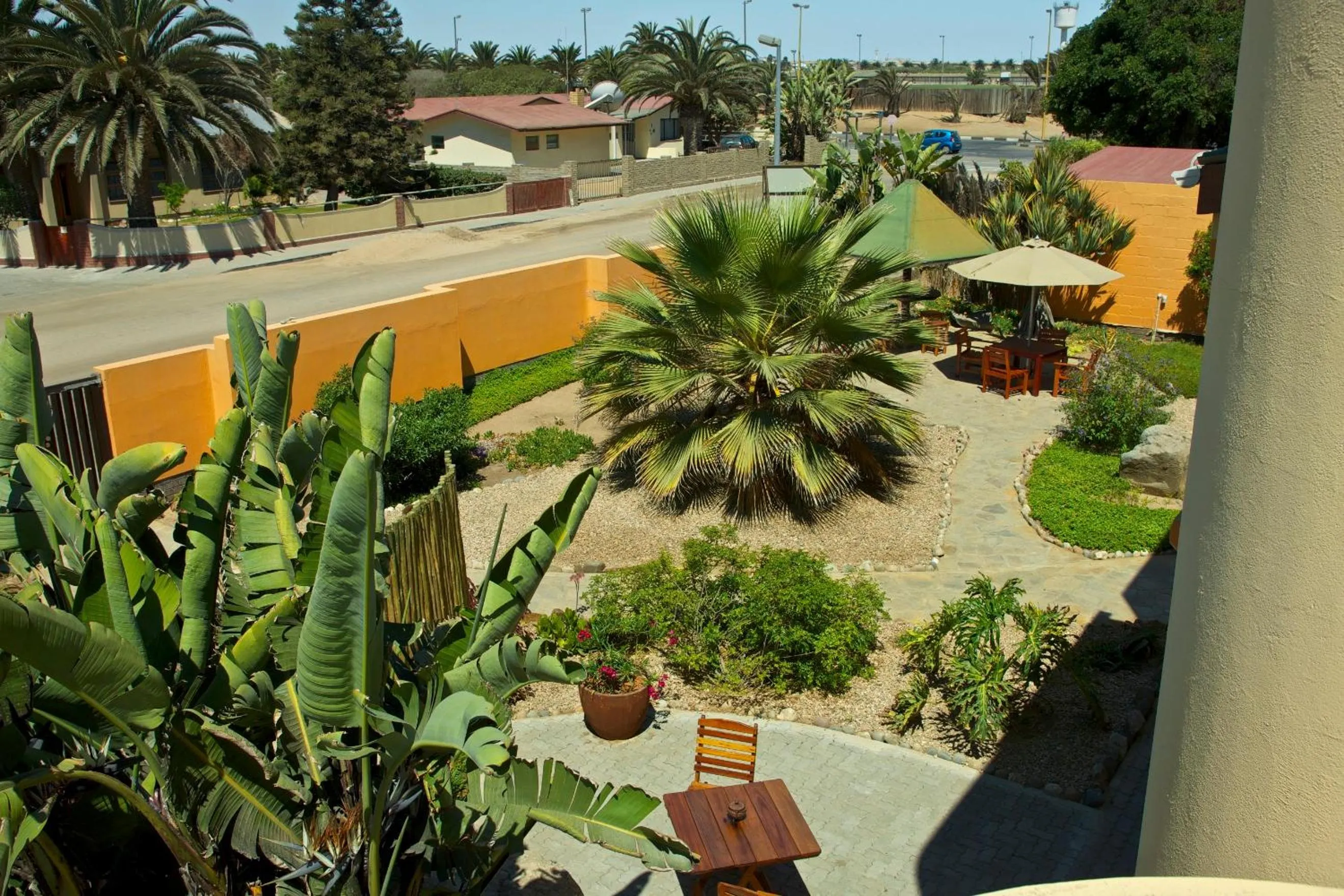 Garden in Sandcastle Apartments