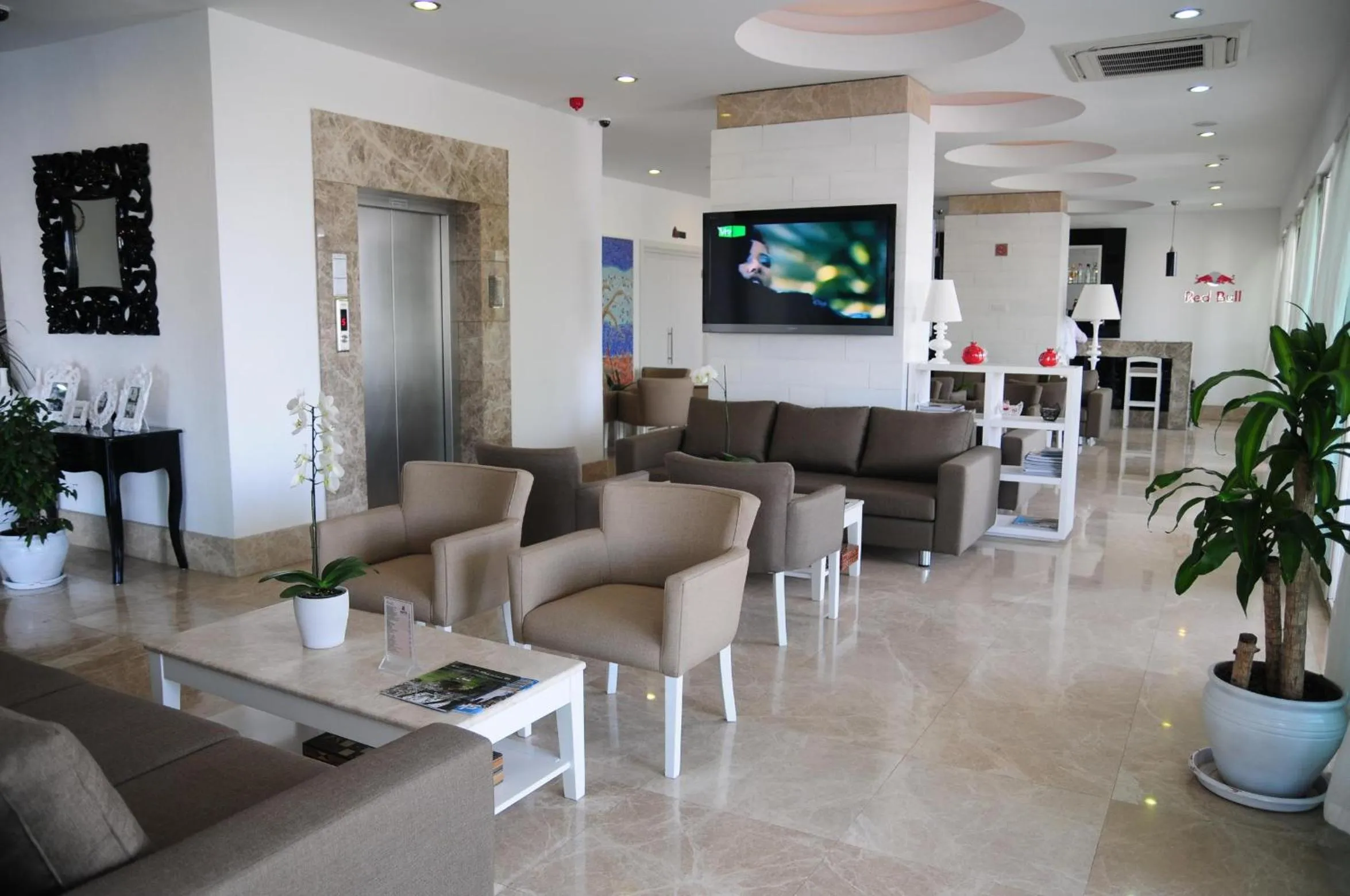 Lounge or bar in Alesta Yacht Hotel