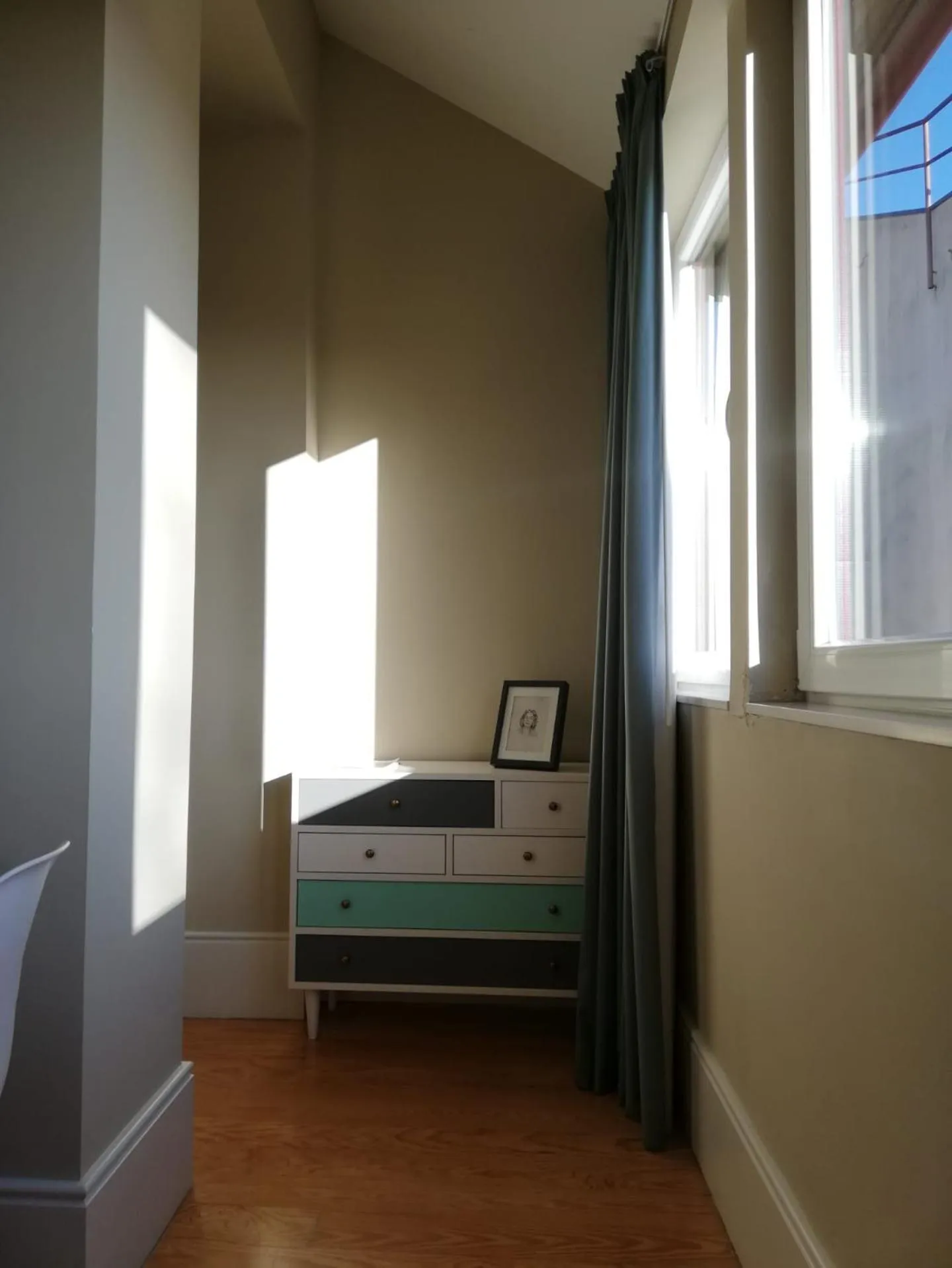 Bed in Mercado dos Poetas – Tourism Apartments