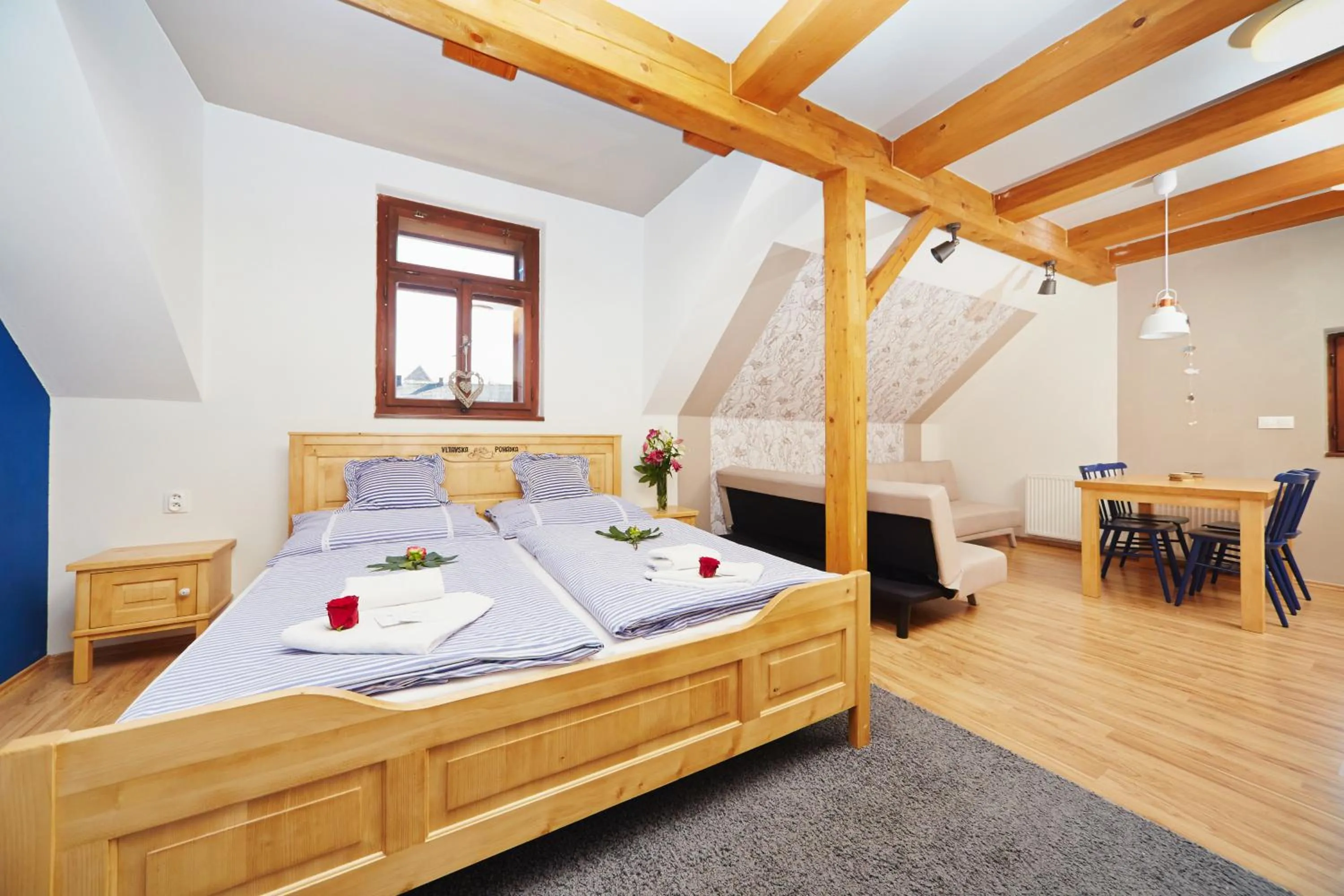 Bed in Vltavská pohádka