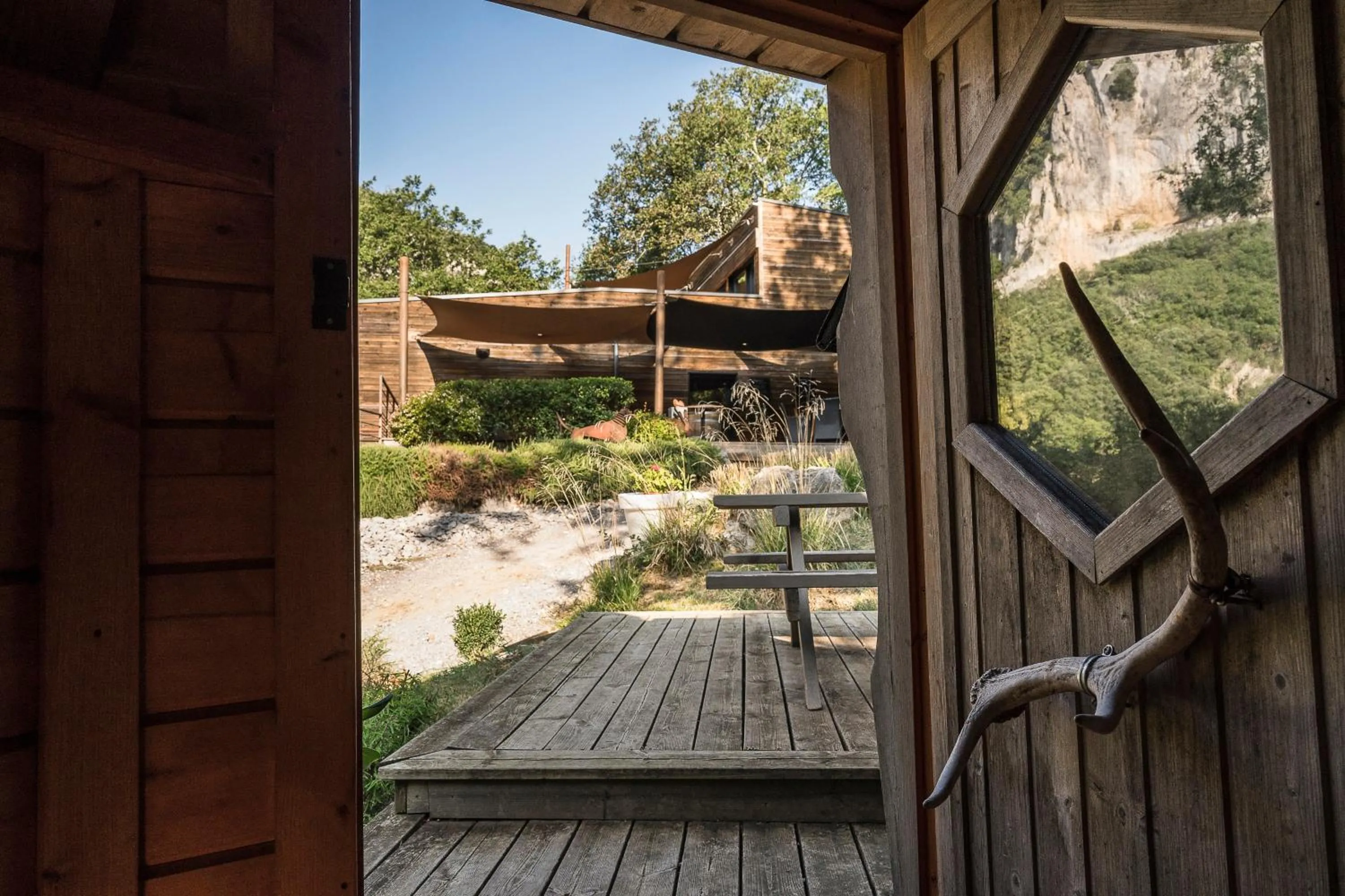 Prehistoric Lodge - Adult Only