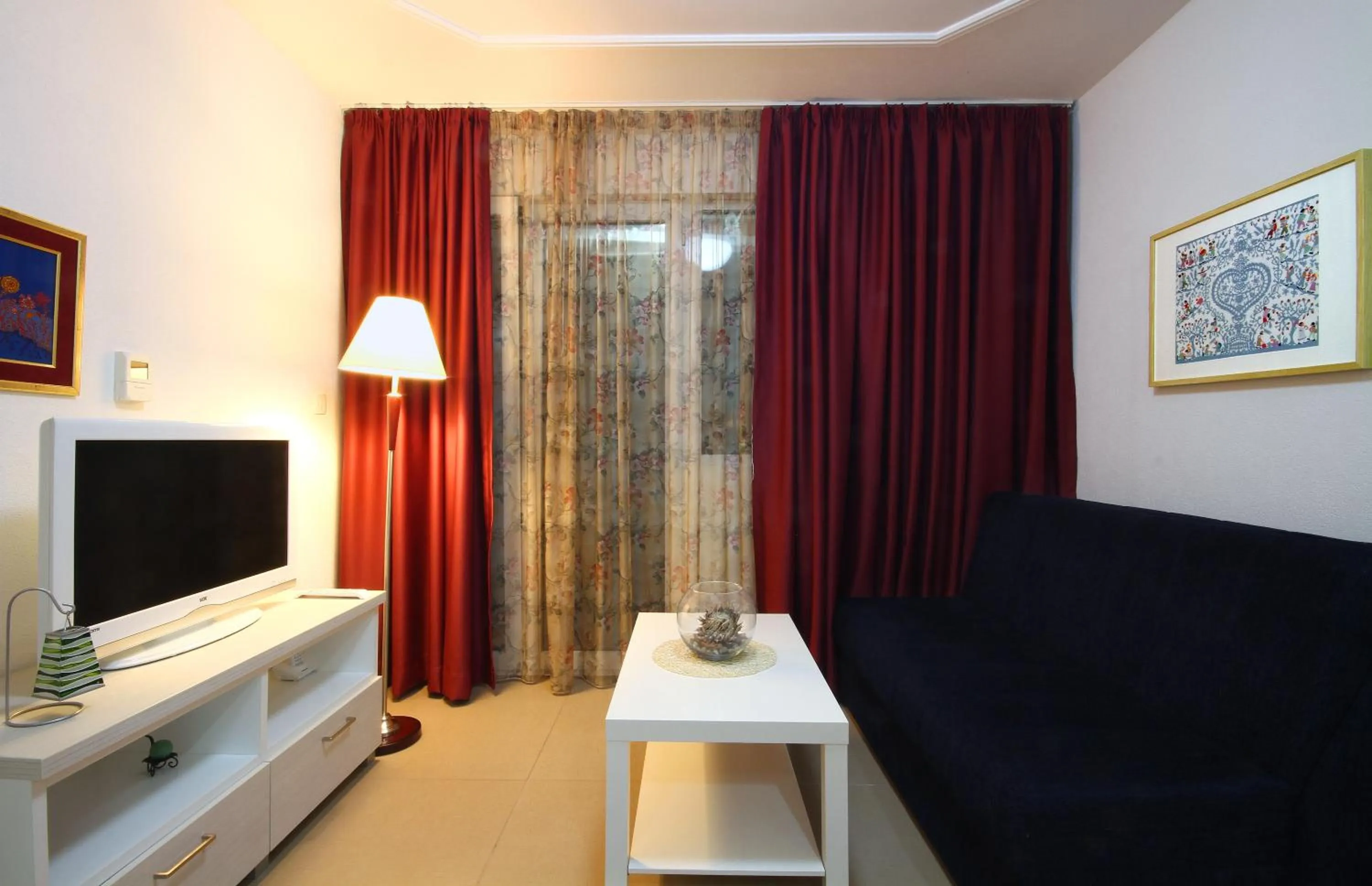 TV and multimedia in Hotel Aruba