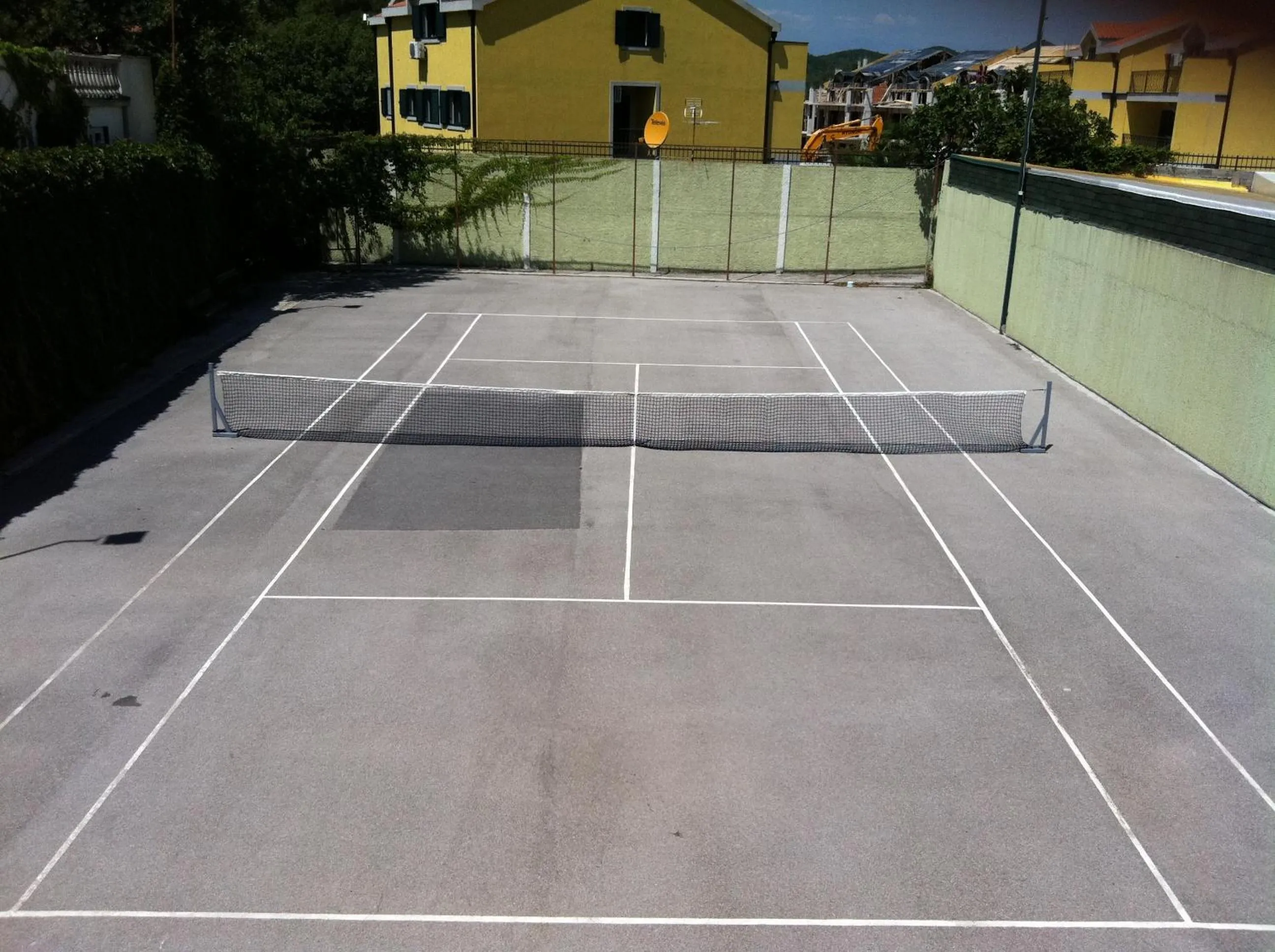Tennis court in Hotel Aruba