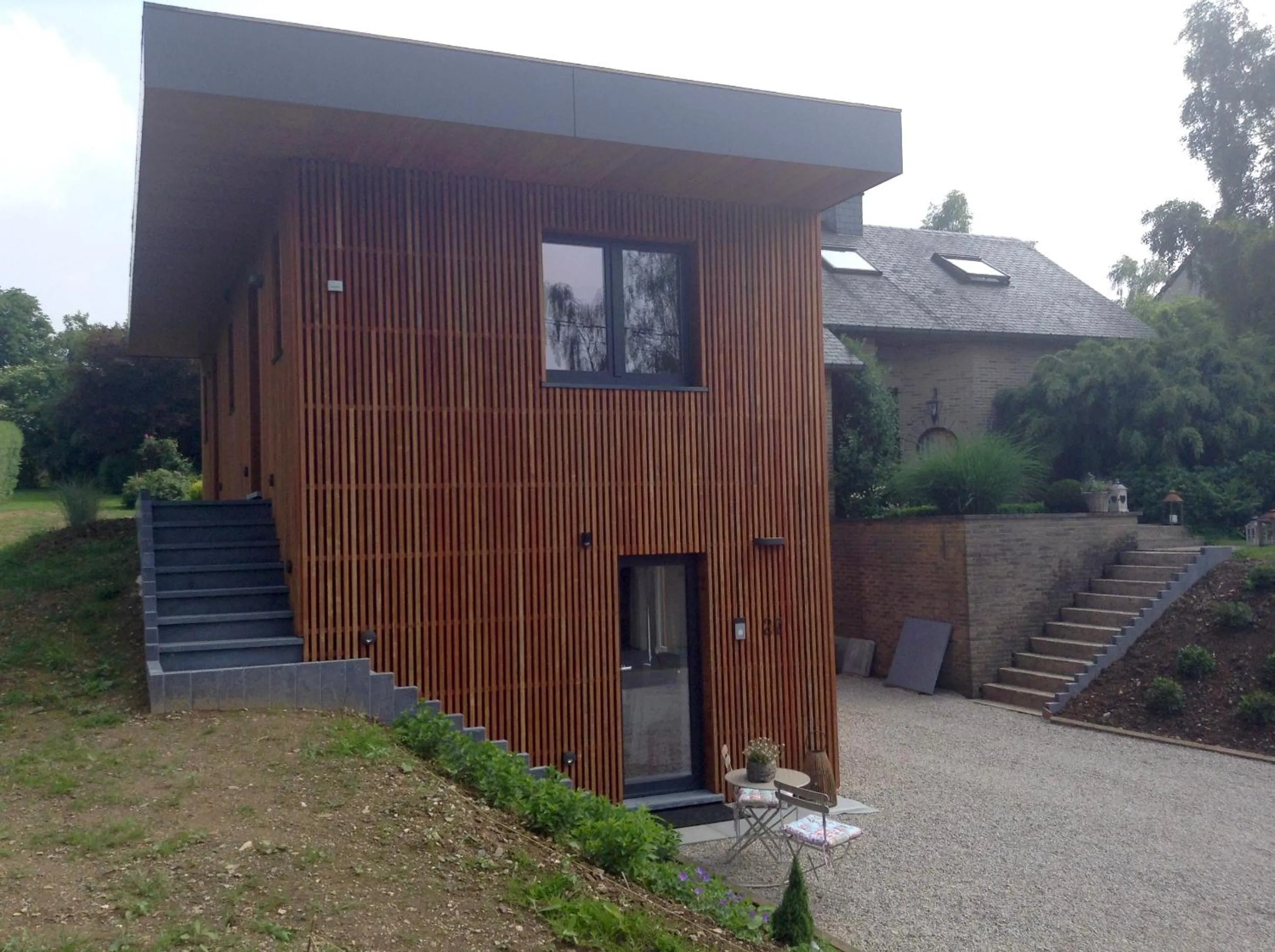 Decorative detail in "Un matin au jardin"