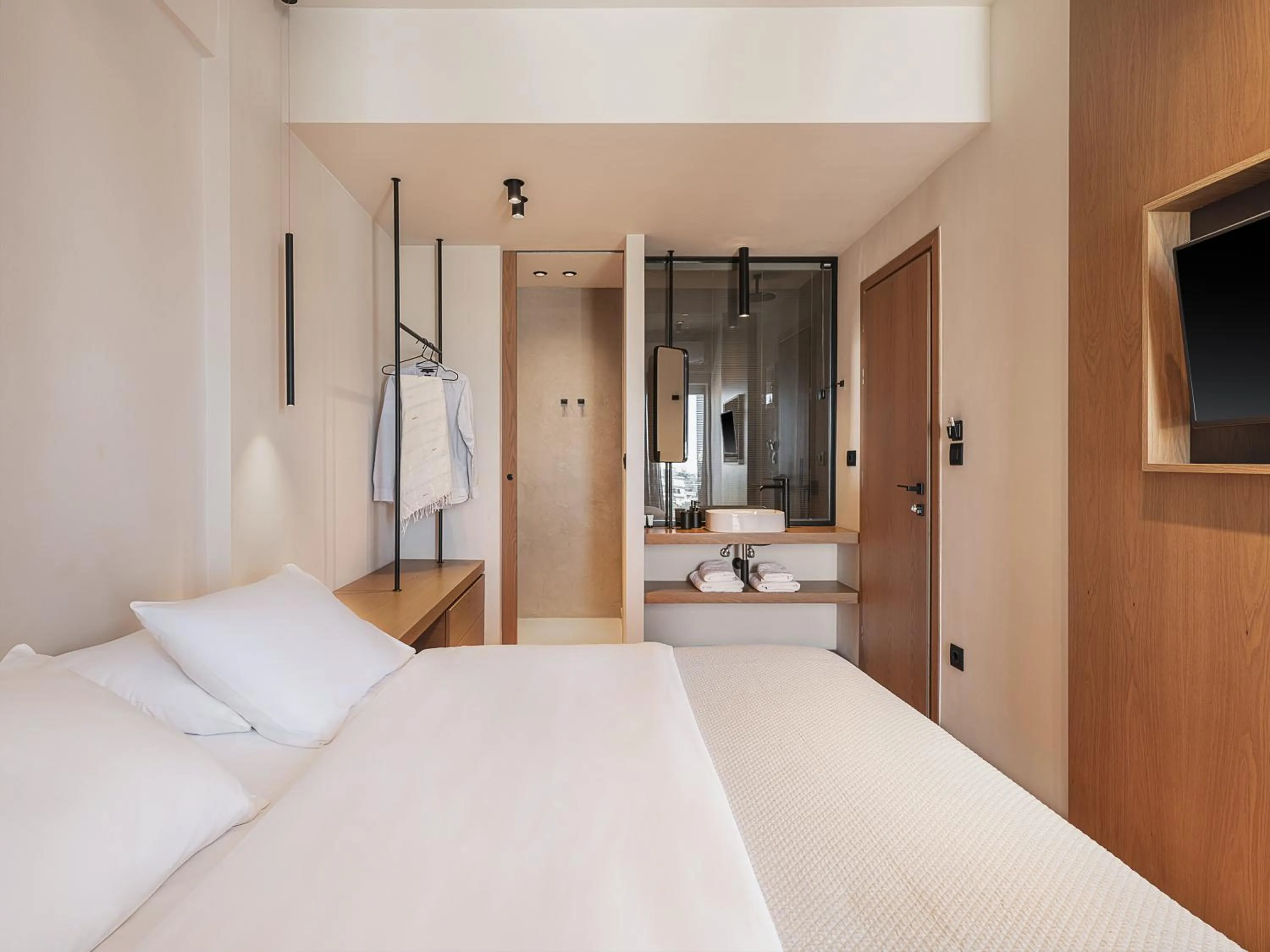 Bed in Theofilos City Hotel