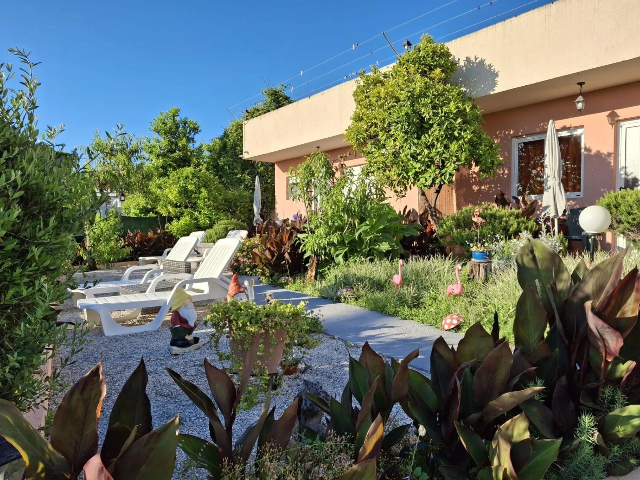 Property building in Villa Luketa