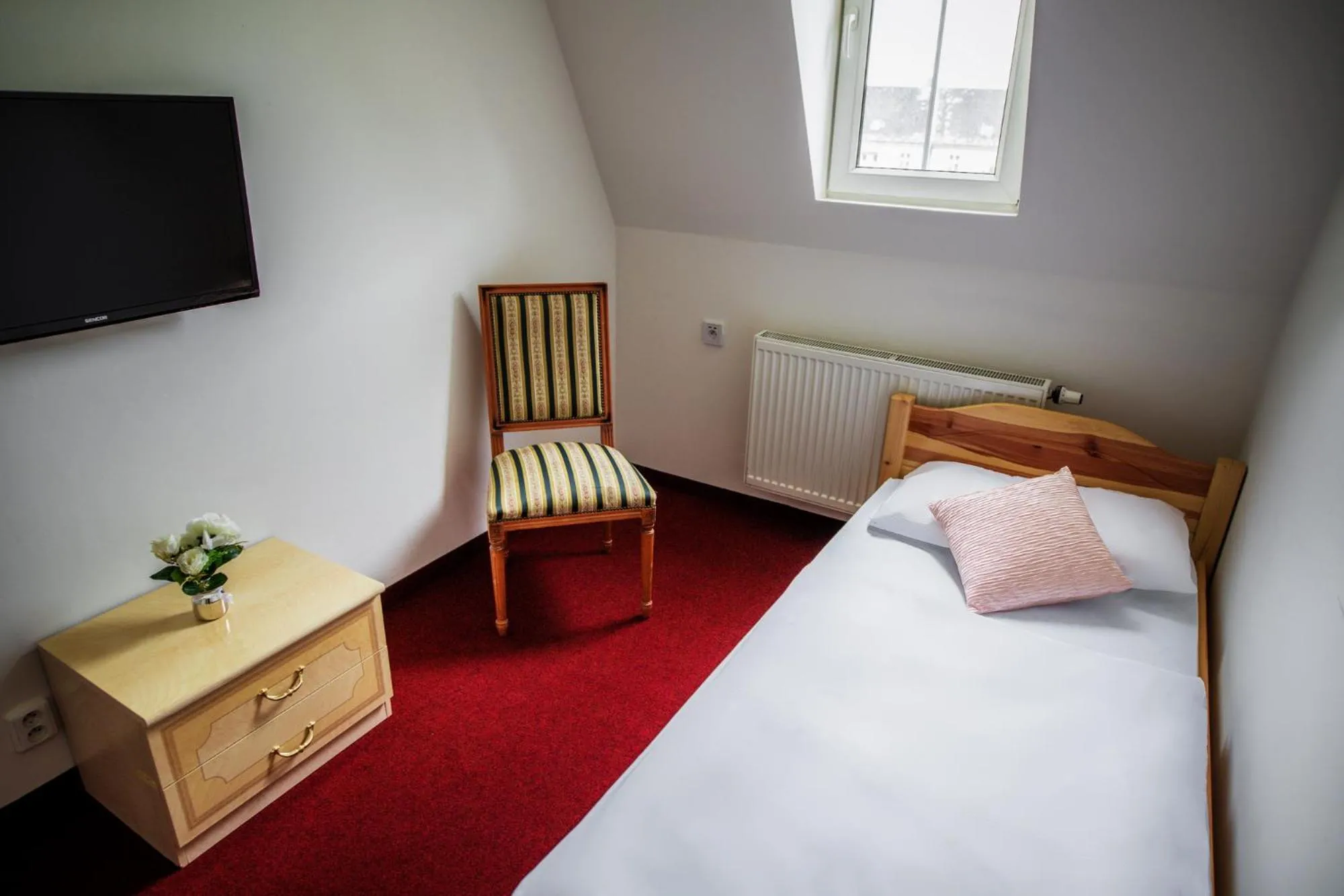 Twin Room in Hotel Dejmalik