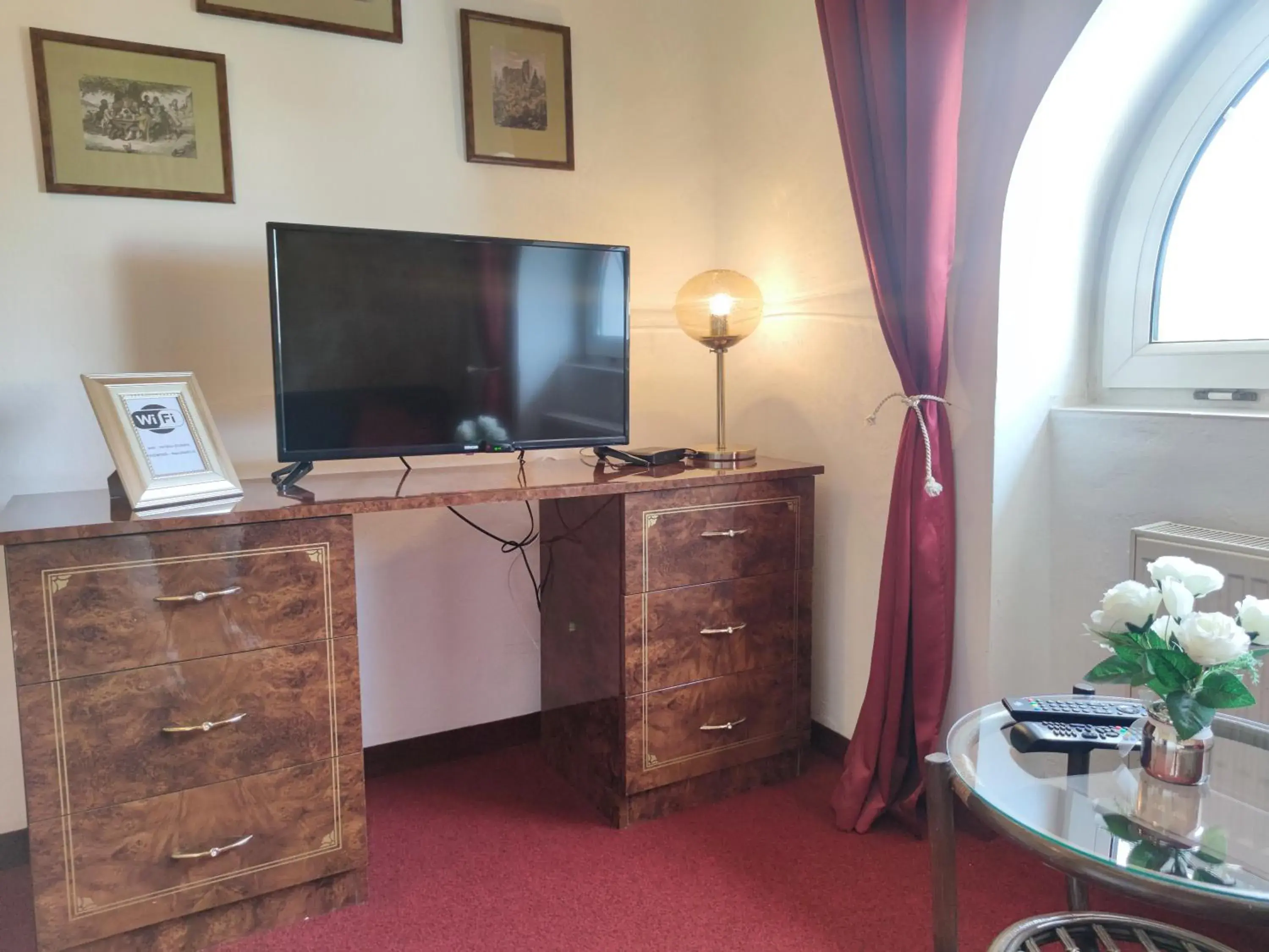 Apartment with Extra Bed in Hotel Dejmalik Apartment with Extra Bed in Hotel Dejmalik