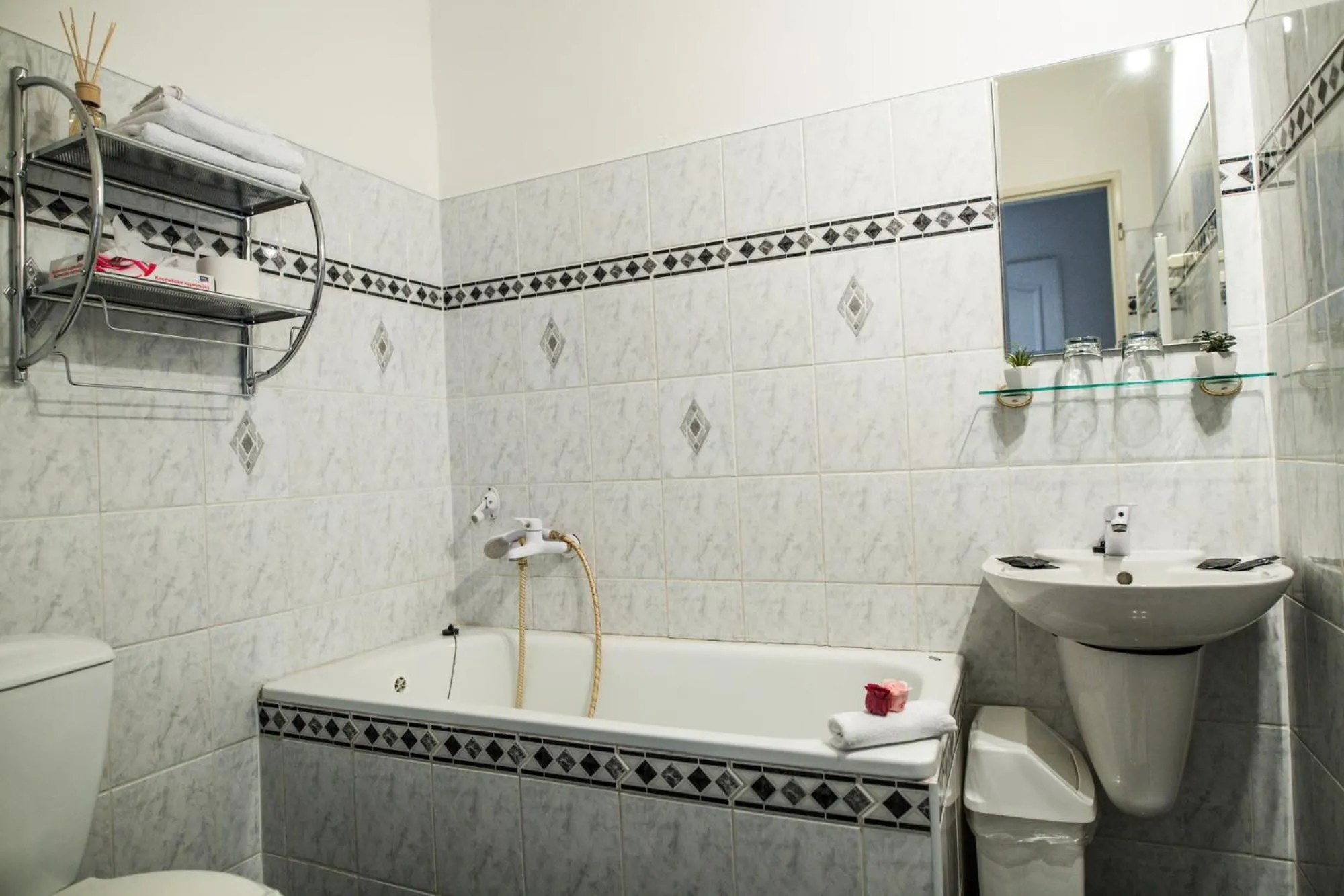 Queen Room in Hotel Dejmalik