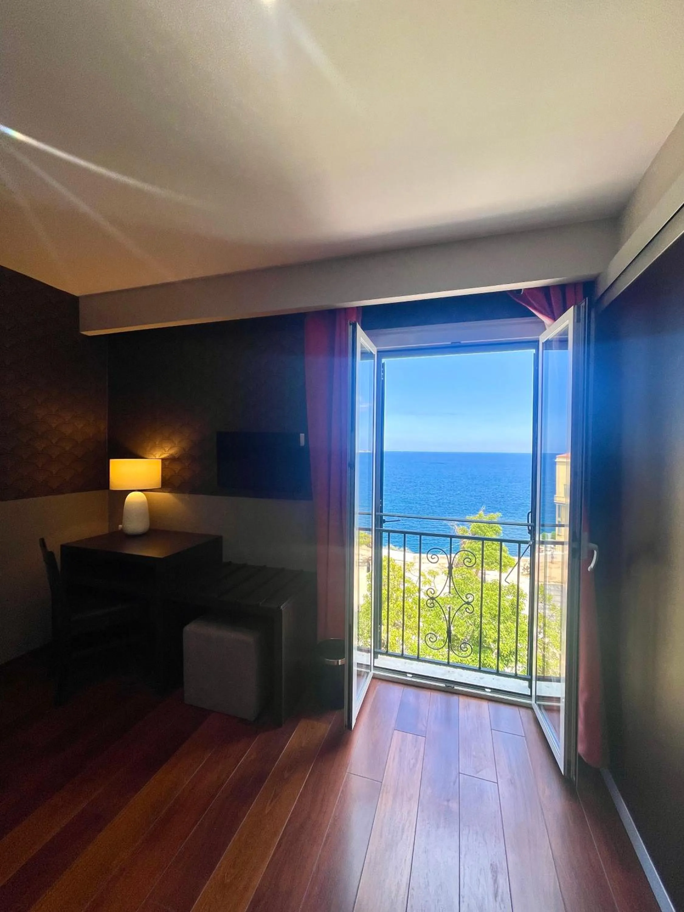 Sea view in Hotel Restaurant Christophe Colomb