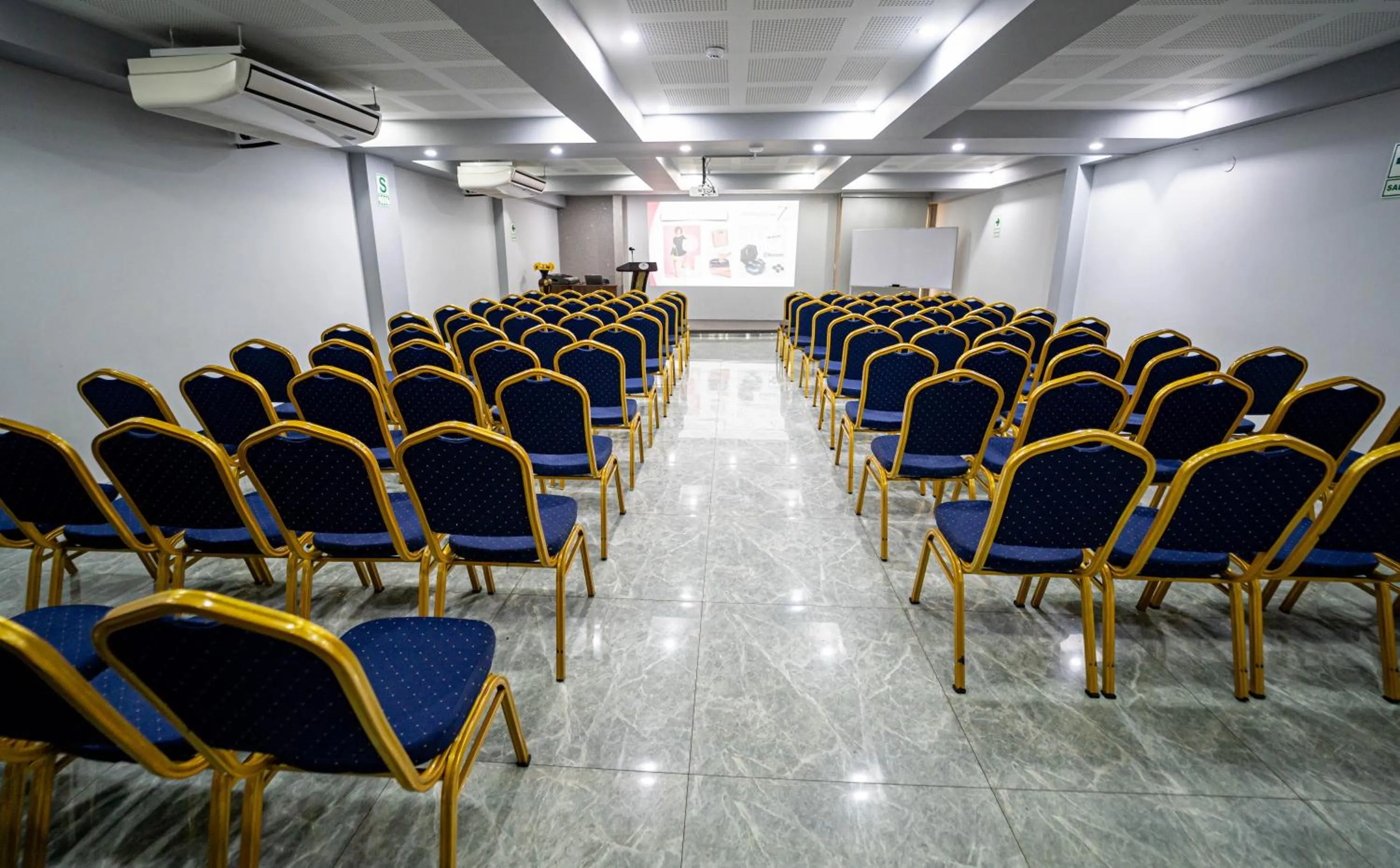 Meeting/conference room in Gran Recreo Hotel - Trujillo - Perú