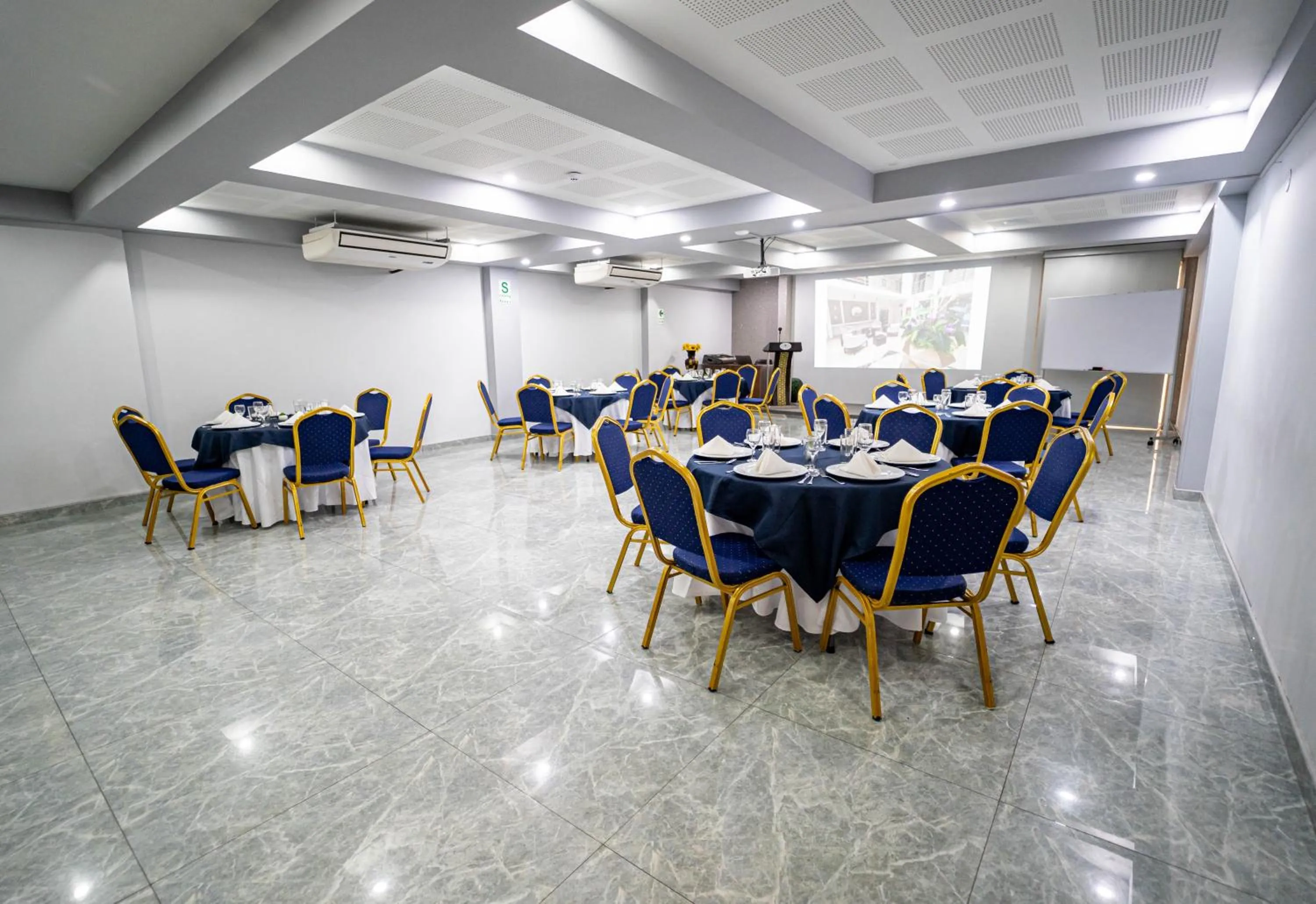 Meeting/conference room in Gran Recreo Hotel - Trujillo - Perú