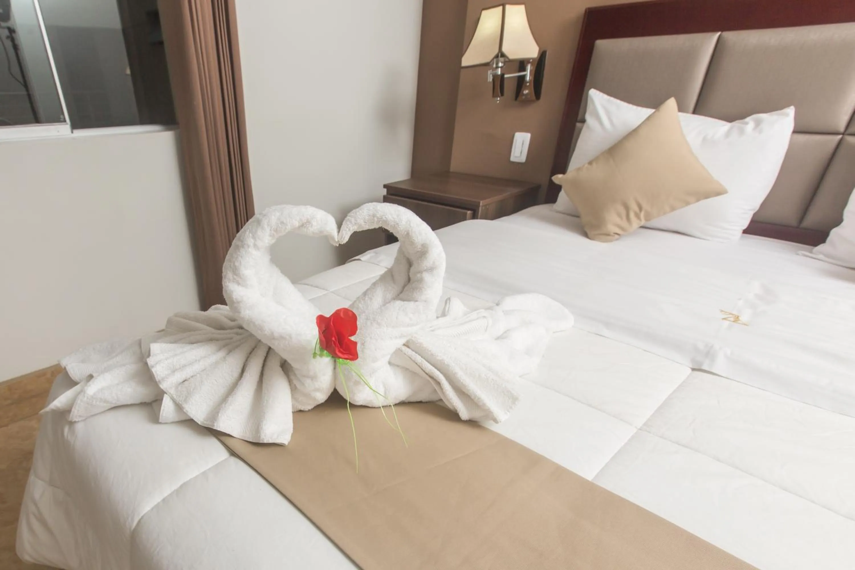 towels, Bed in Gran Recreo Hotel - Trujillo - Perú