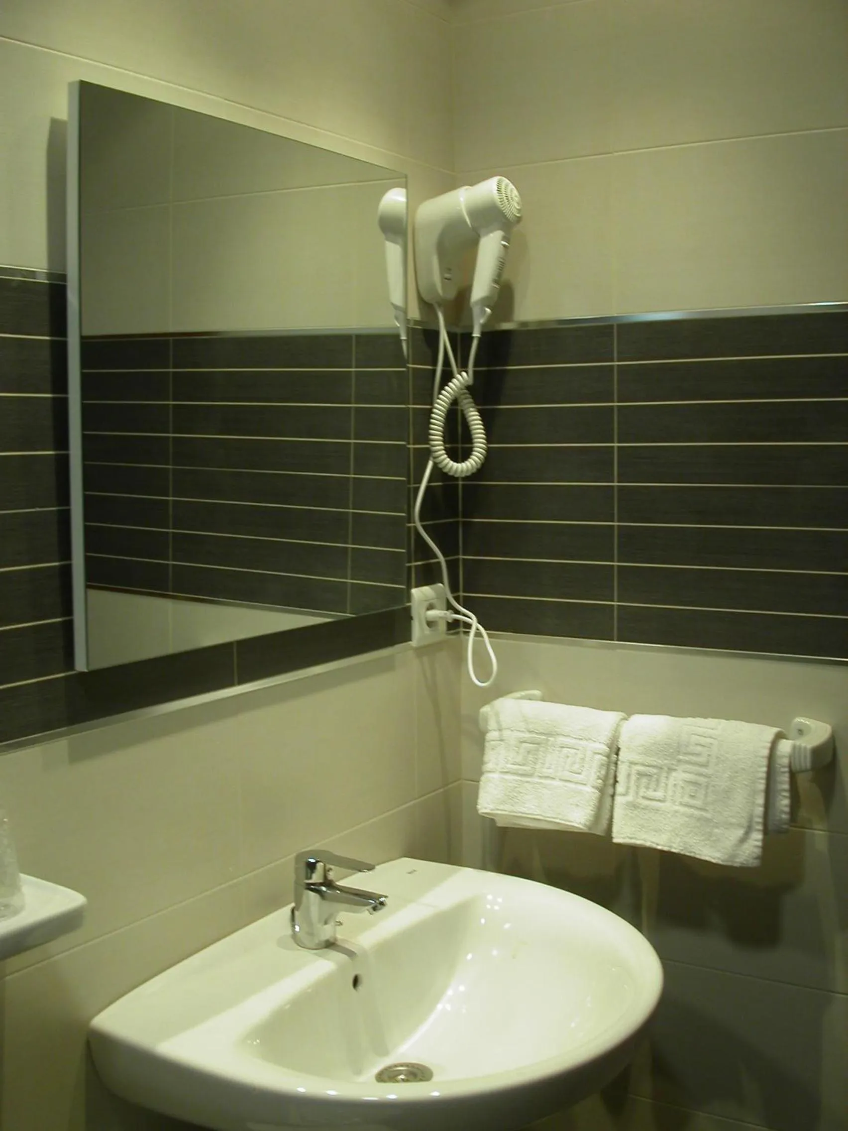 Bathroom in Hotel Fin De Semana